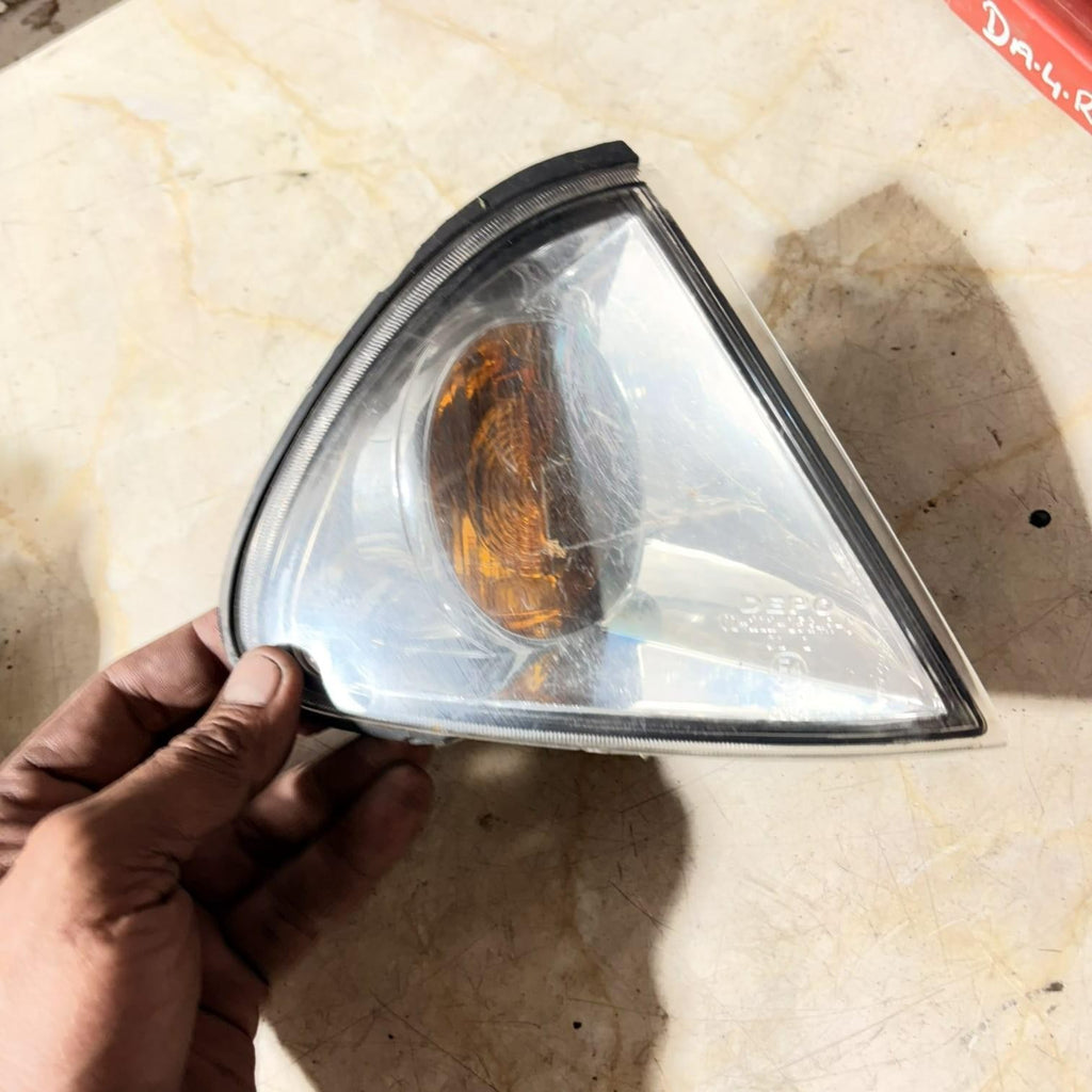 DRIVER FRONT ABAKUS 01-212-15G4R-C Indicator for TOYOTA (OSF)