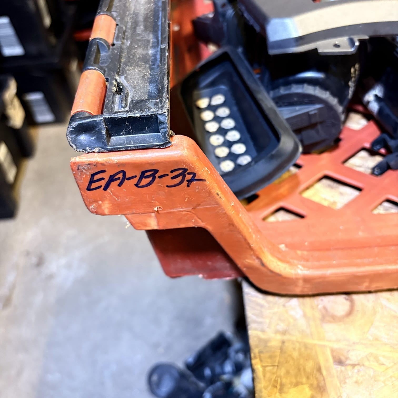 80469848 dashboard for KIA CARENS 245037