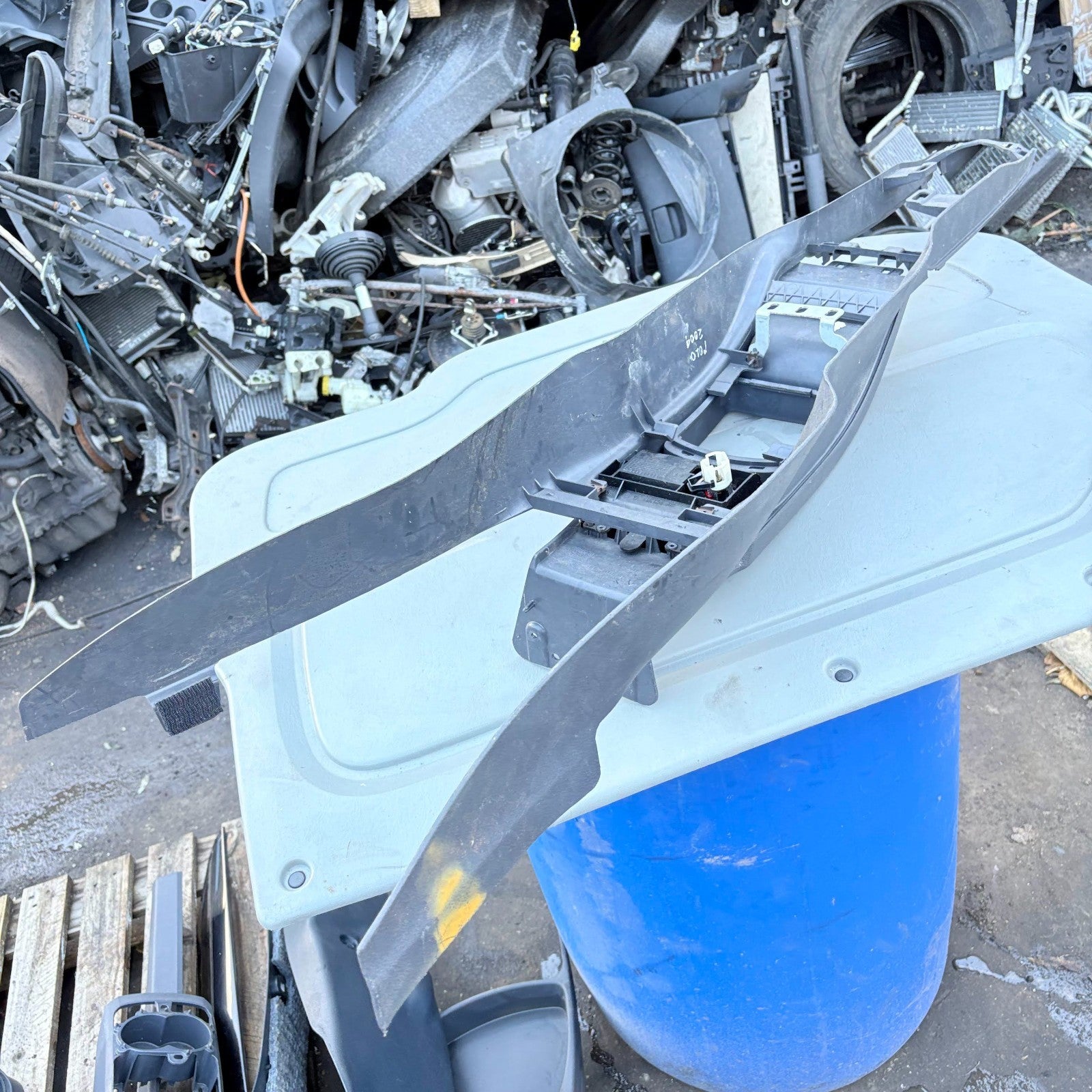 Volkswagen Polo 2009 Center Console Trim 6Q2863241