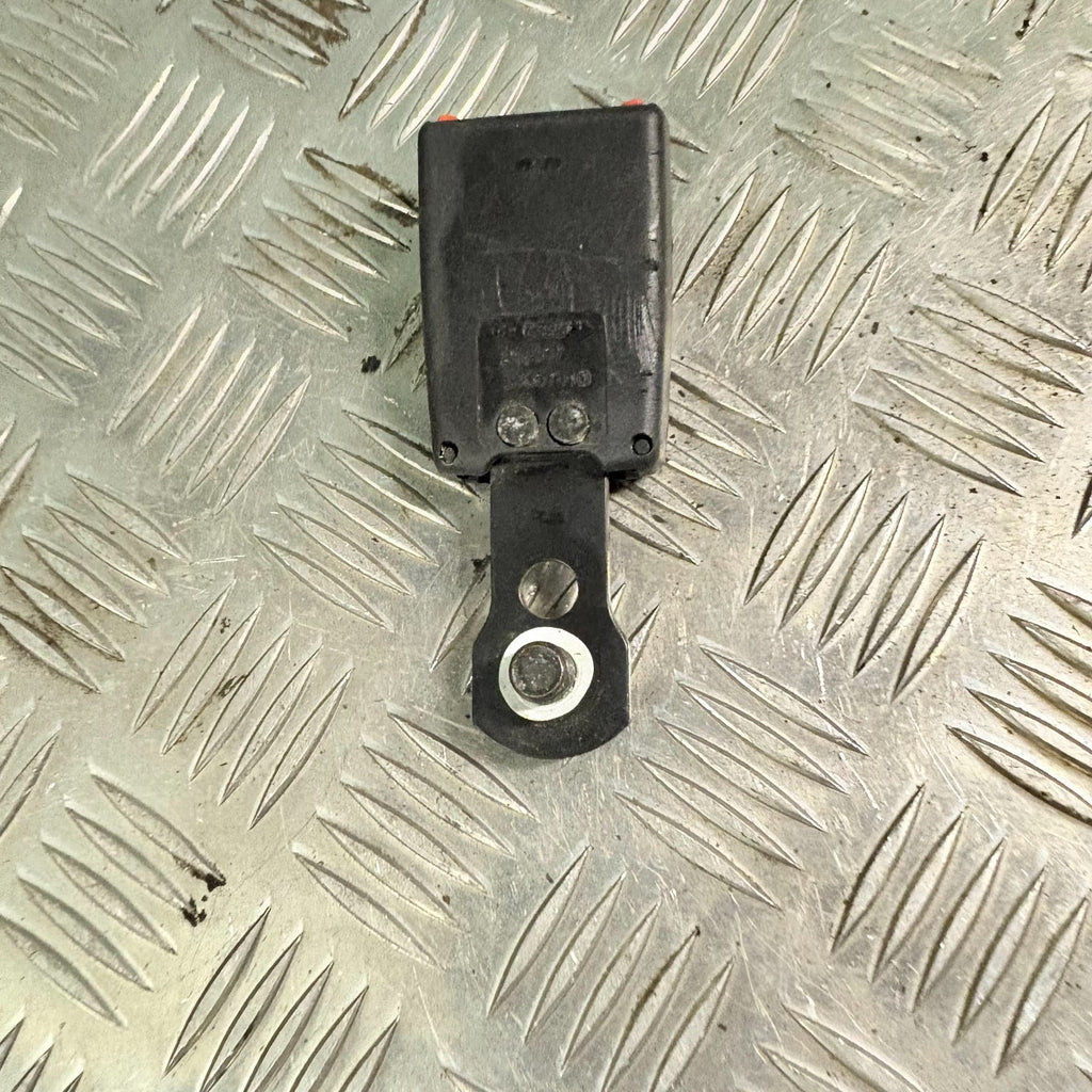 FIAT MULTIPLA 1999-2008 NEARSIDE PASSENGER FRONT SEAT BELT CLASP STALK 33007010