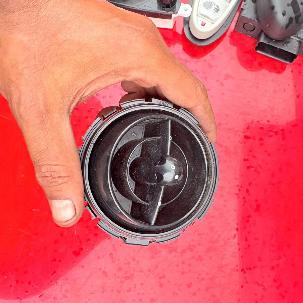 MINI NSF PASSENGER SIDE LEFT FRONT CENTER AIR VENT