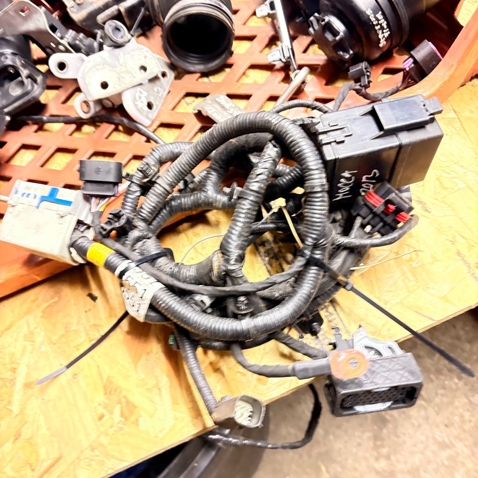 Vauxhall Mokka 12-19 Interior Dashboard Main Wiring Loom Harness BK3T-14A631-KEH