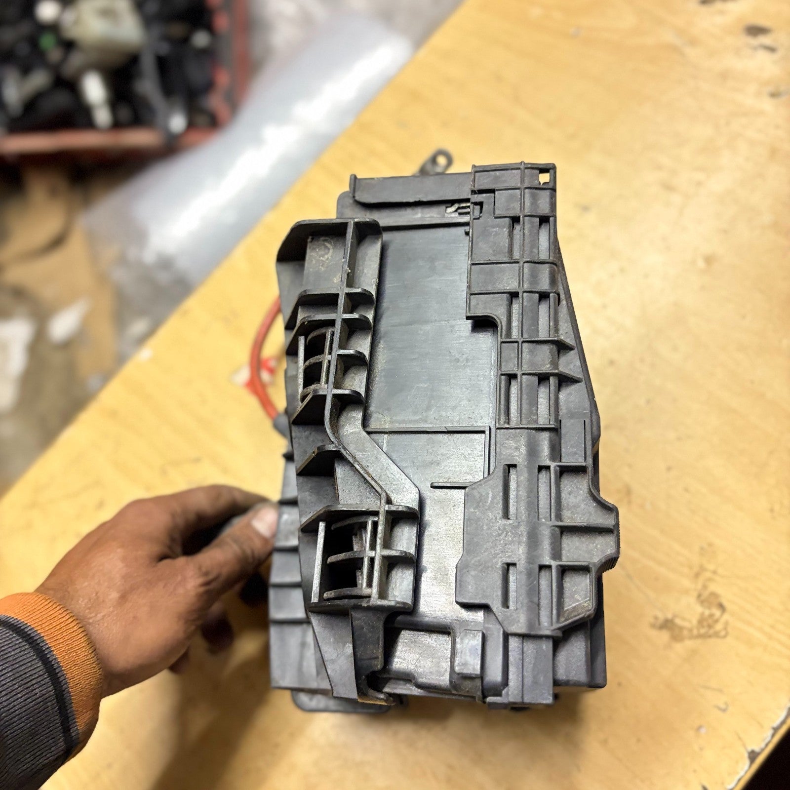 Audi TT 2006-2014 Fuse Relay Box 8J0907361