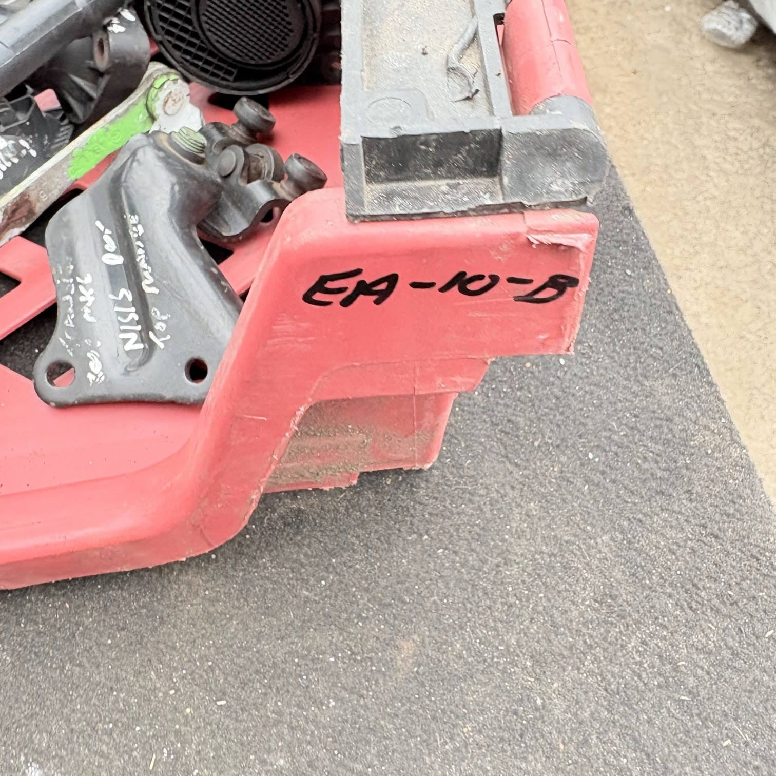 2013Skoda Rapid NH1Seat ToledoMk4 Rear CentreConsole Cup HolderStorage 5JA862531