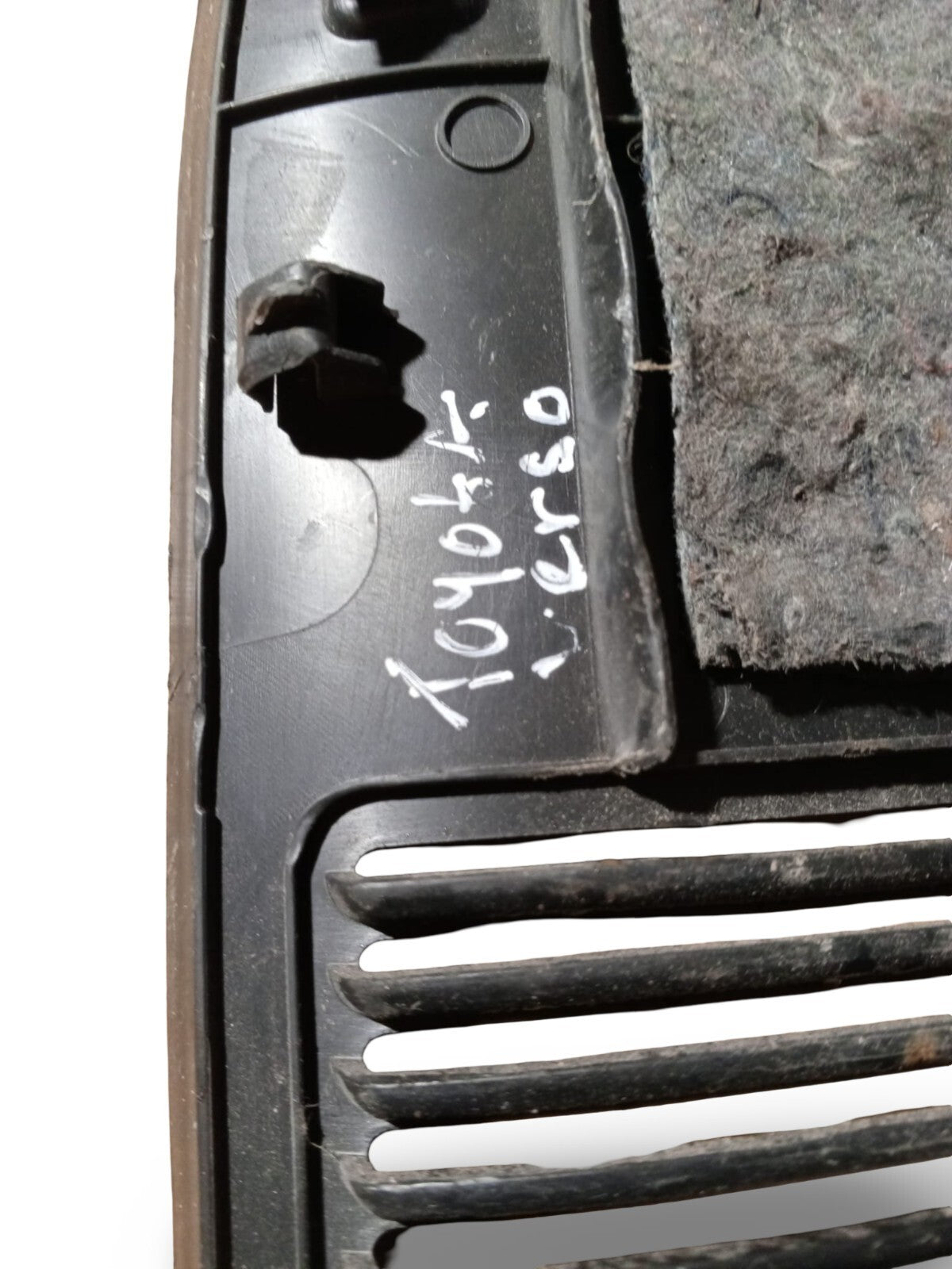 Toyota Corolla Verso 2009 Interior trim 647450f011, 64745-0f011 #1553695-90
