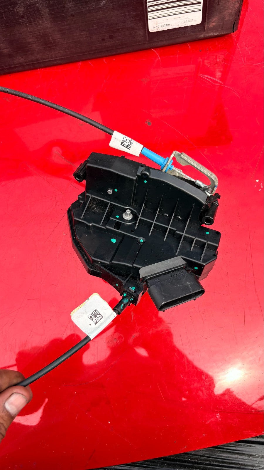 FORD ECOSPORT DOOR LOCK FRONT LEFT EN15-A219A65-AB 2016