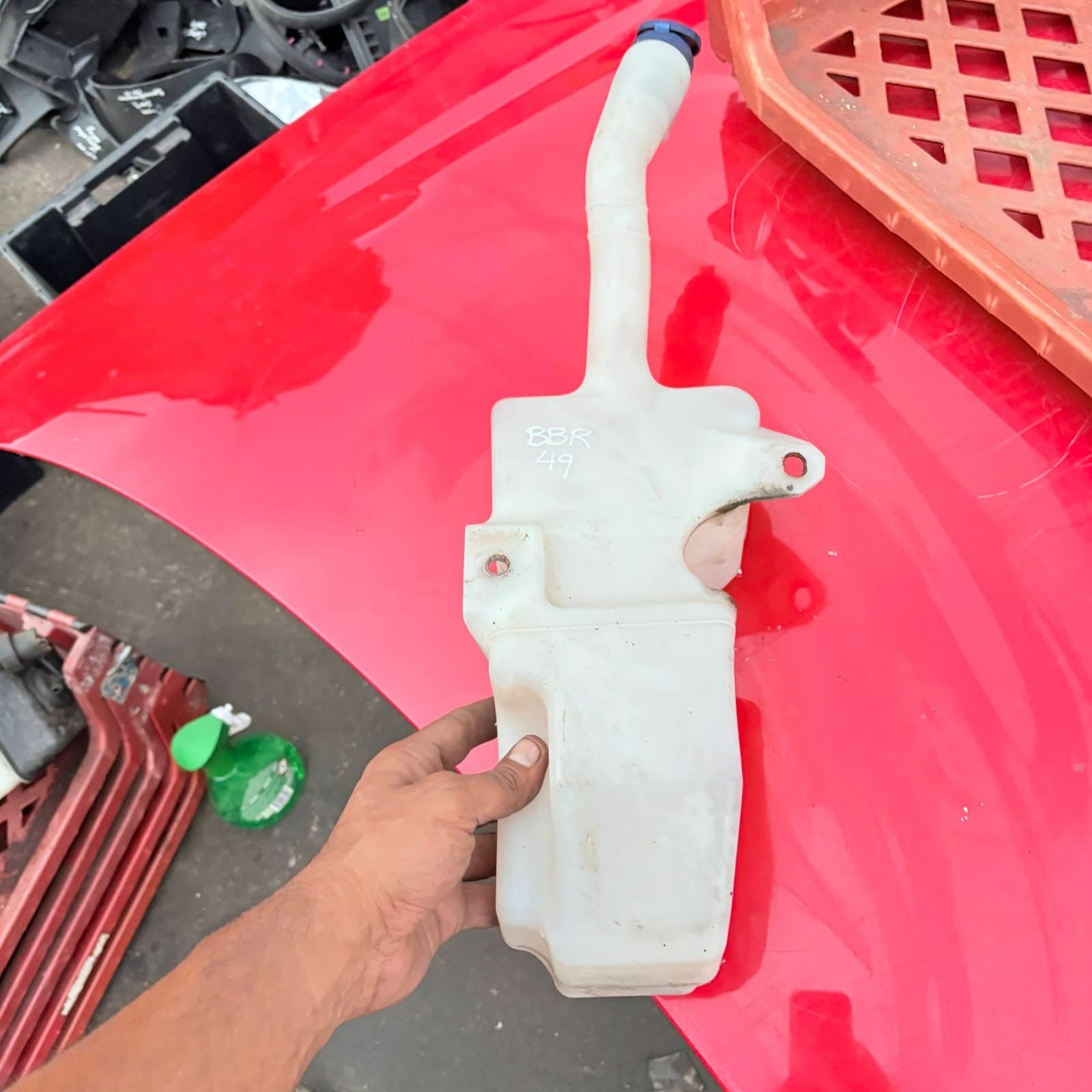 2008 FIAT 500 WASHER BOTTLE AND MOTOR PUMP