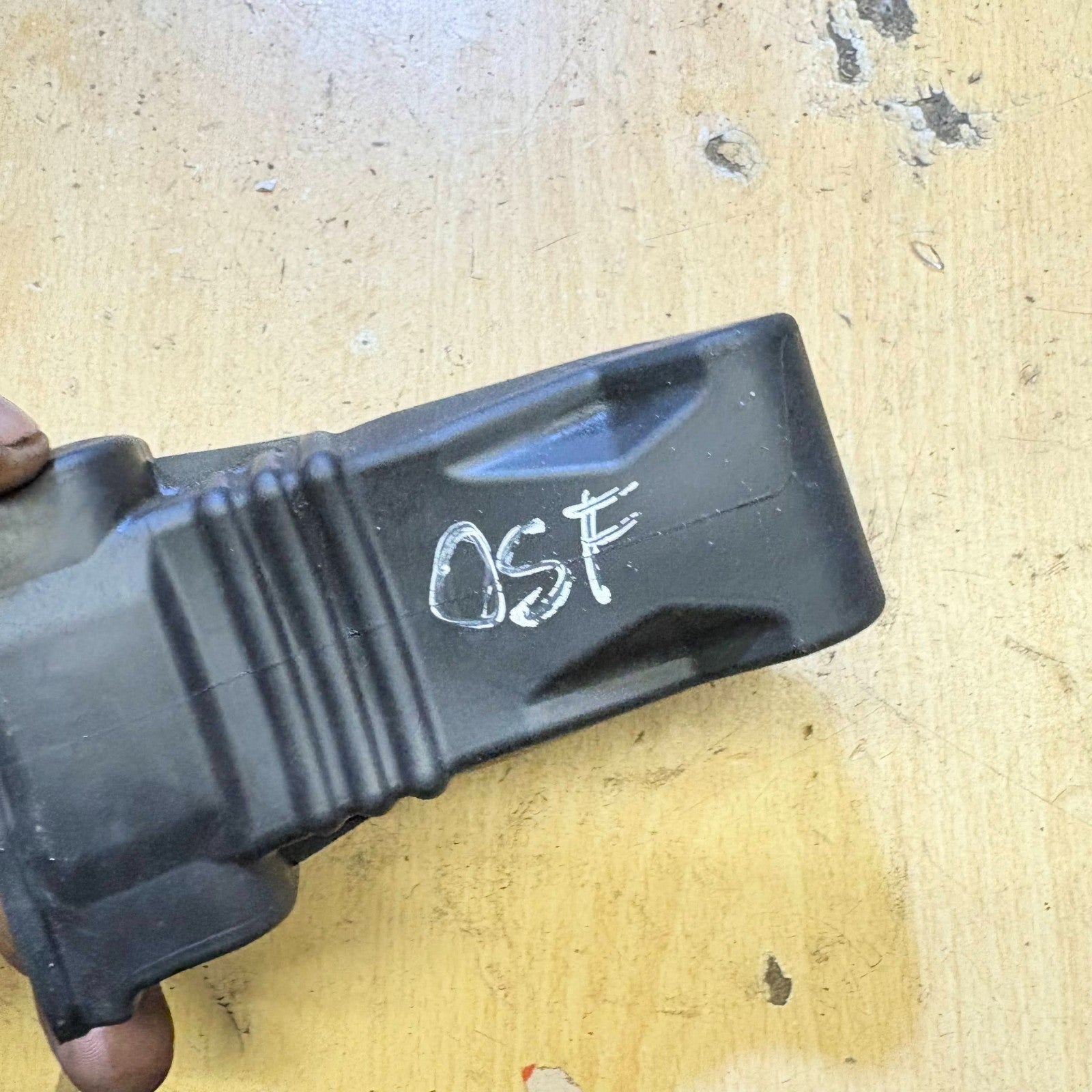 AUDI A1 2018-25 OFFSIDE RIGHT FRONT DOOR CHECK STRAP 8X0837267