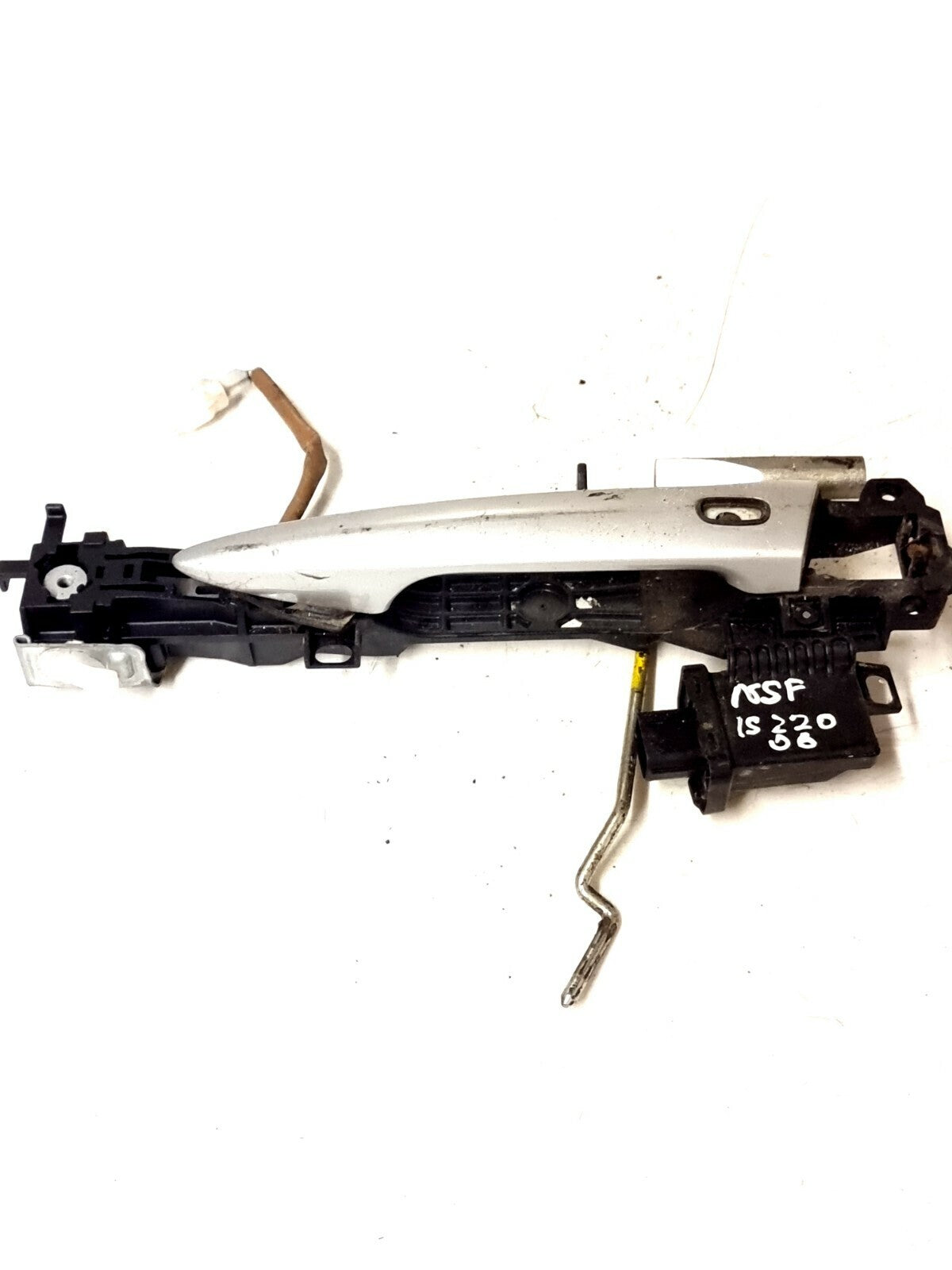 LEXUS IS220 IS250 PASSENGER SIDE FRONT EXTERIOR DOOR HANDLE 2005-2012 SILVER
