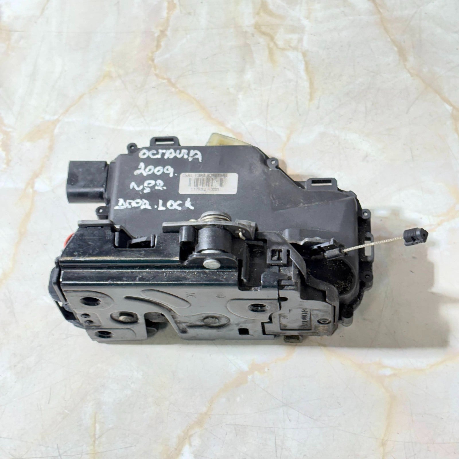 2009 OCTAVIA 2009 PASSENGER REAR LEFT SIDE DOOR LOCK CATCH 45AL Y3BA 839015AL