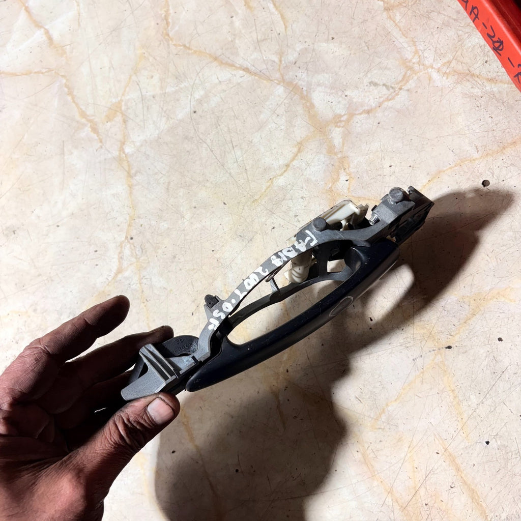 Skoda Fabia Outer Door Handle Rear Right Side 5J0837885 2007