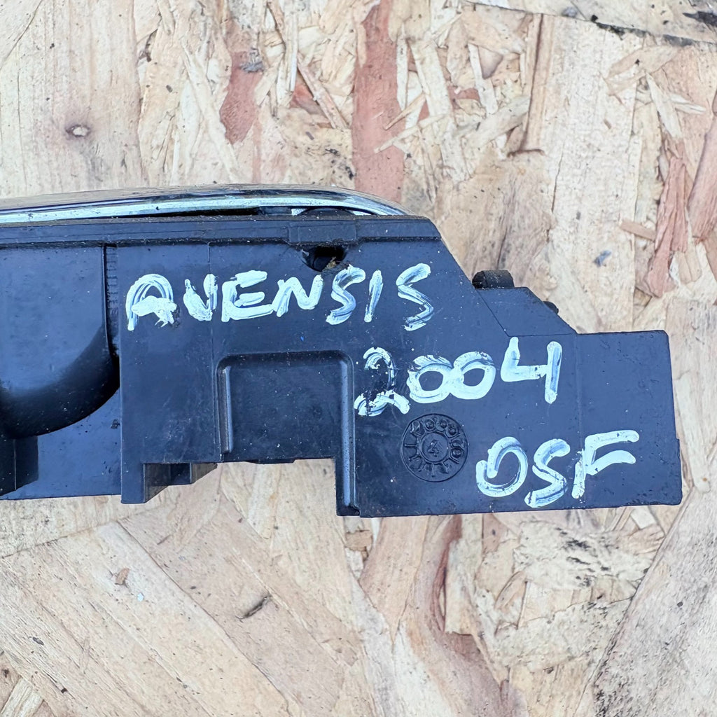 2004-08 TOYOTA AVENSIS DRIVER SIDE FRONT INNER DOOR HANDLE