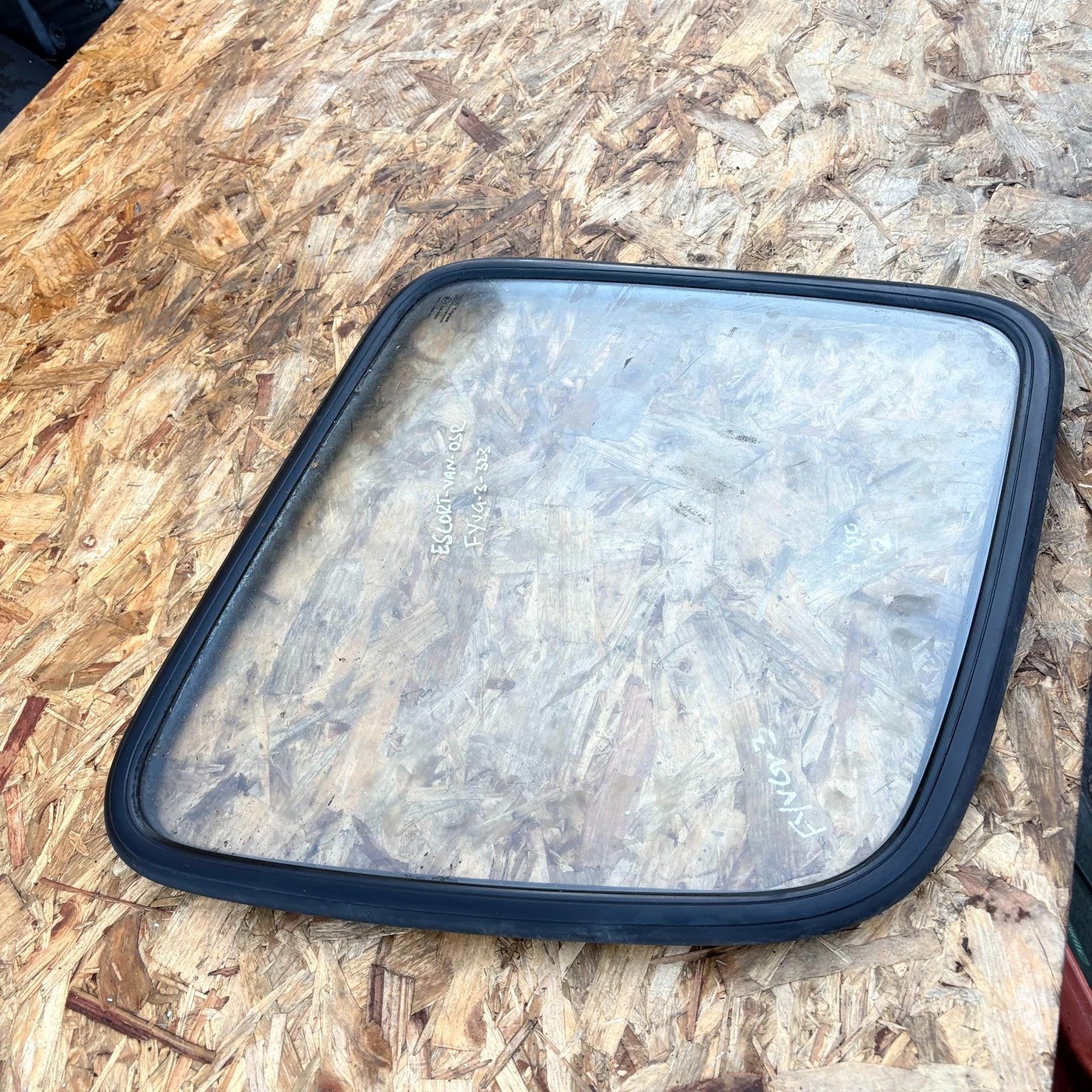 Ford Escort Rear Right Side Window Glass