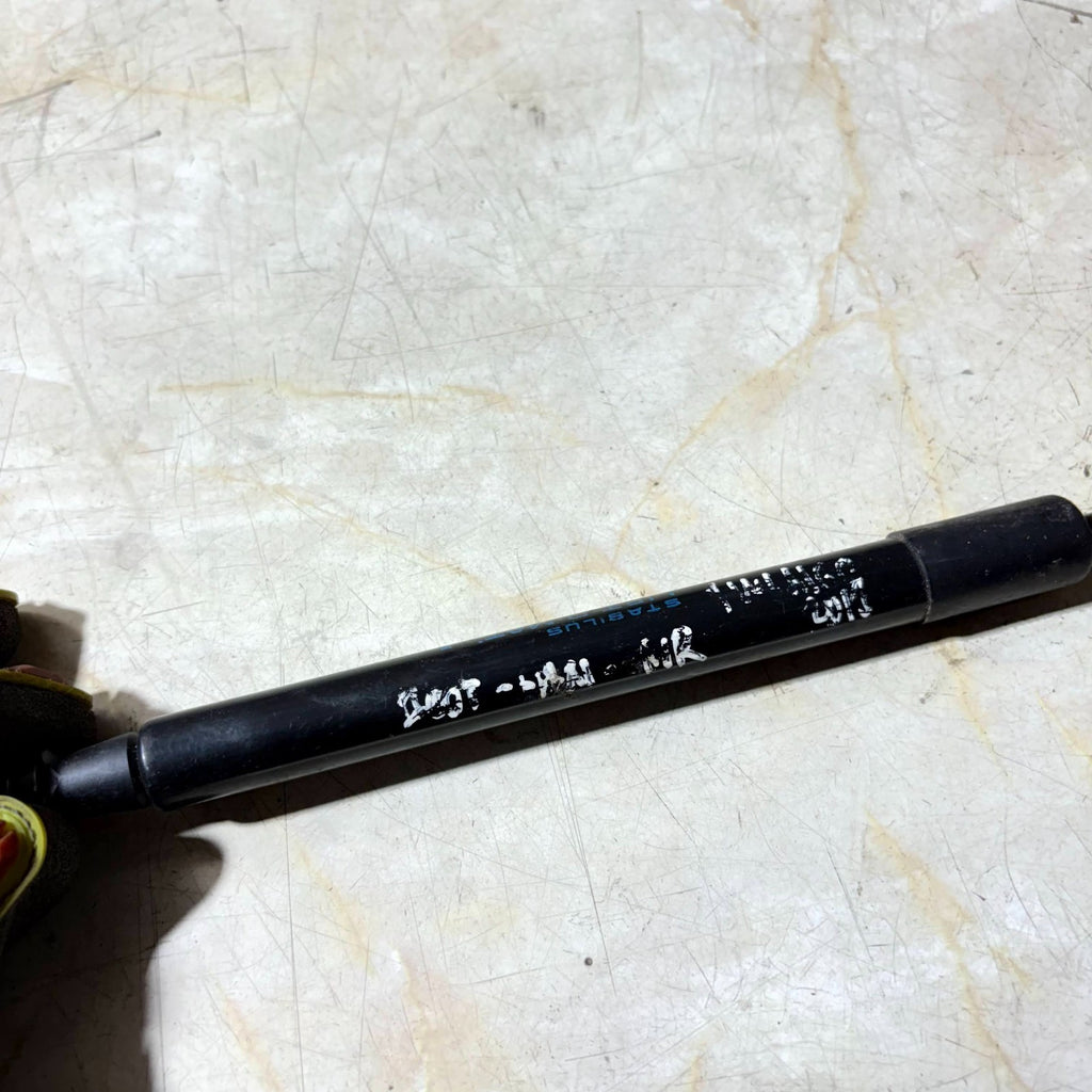 8200385560 TAILGATE GAS STRUT FOR RENAULT TWINGO 2013