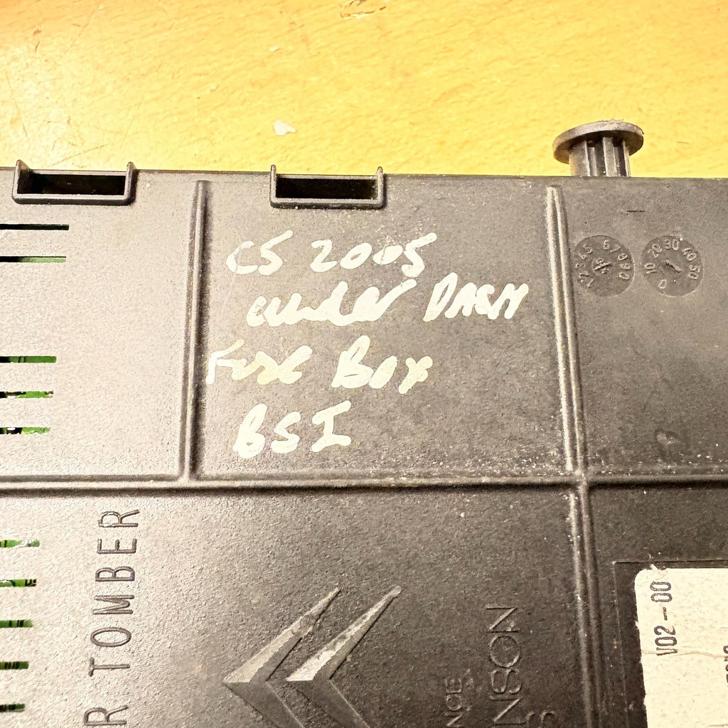 Citroen C5 2005 Under Dash Fuse Box 216792292A