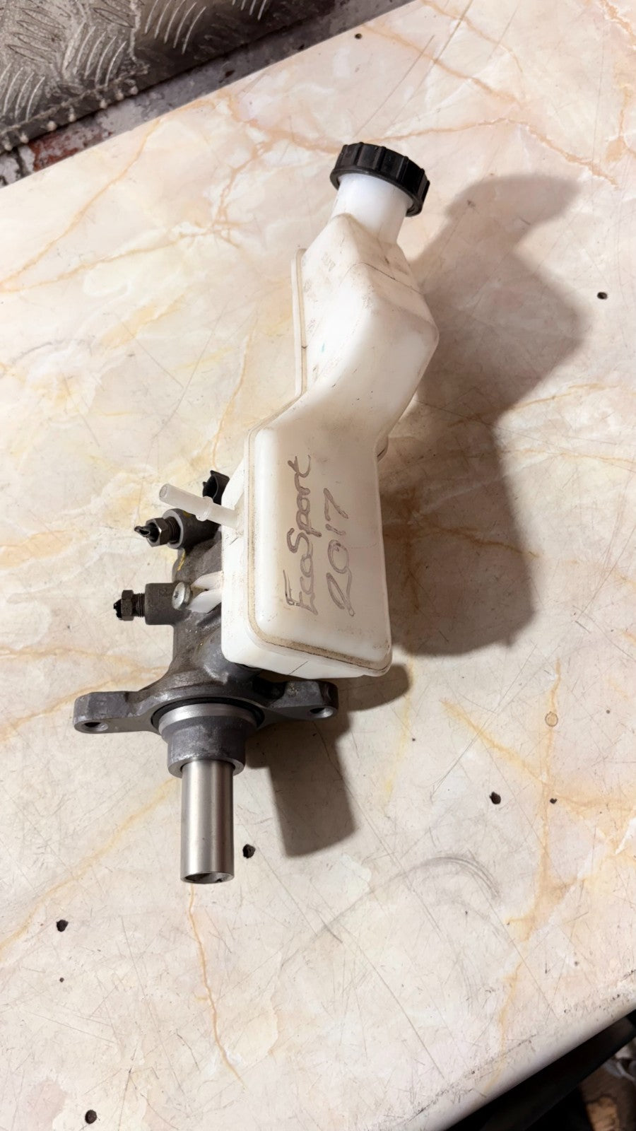 FORD ECOSPORT 2013-2017 1.0 ECOBOOST BRAKE MASTER CYLINDER 06735610081 2071495