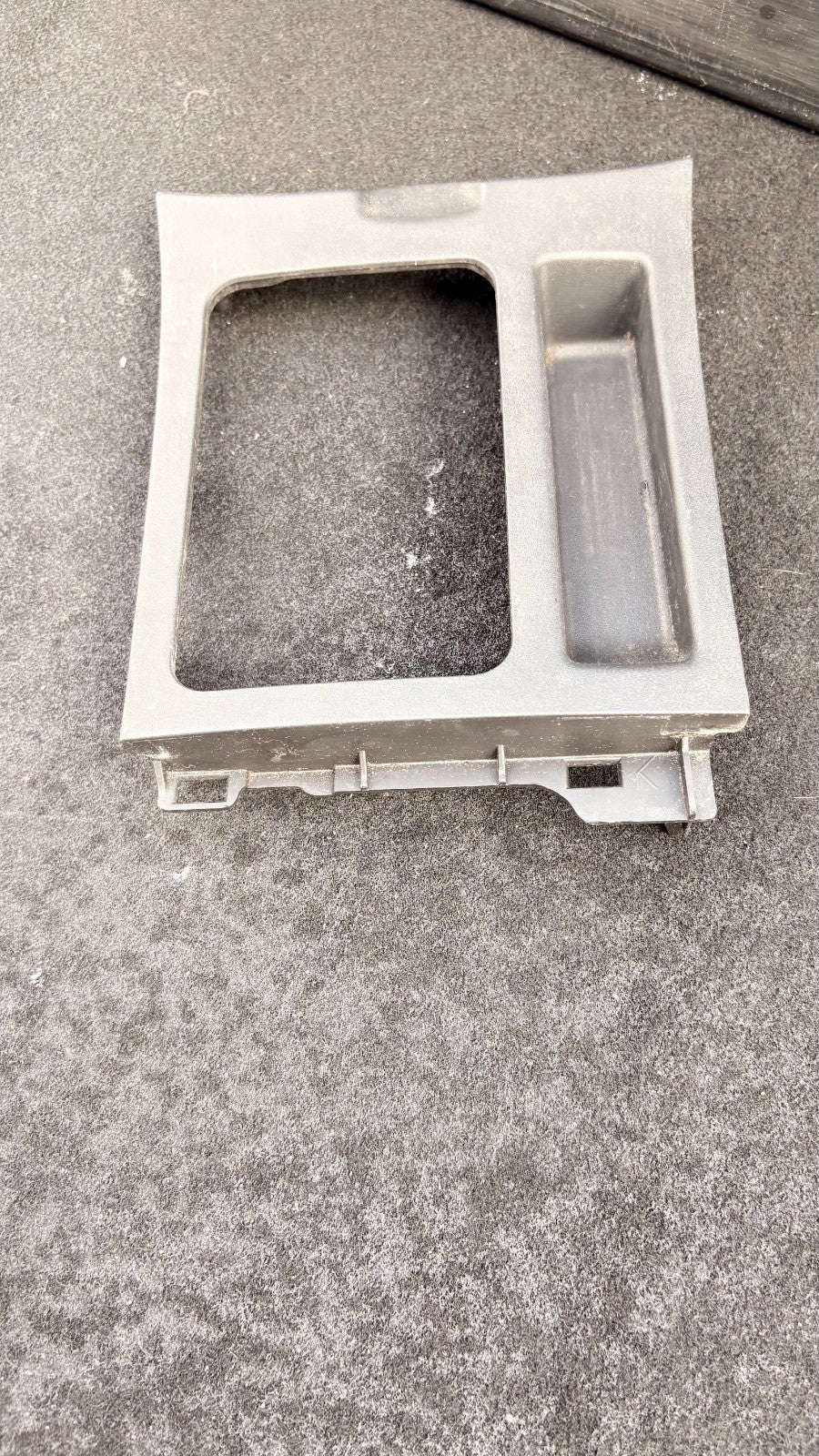 Mazda 3 Centre Console Gear Selector Surround Trim Panel Silver 2004-2009
