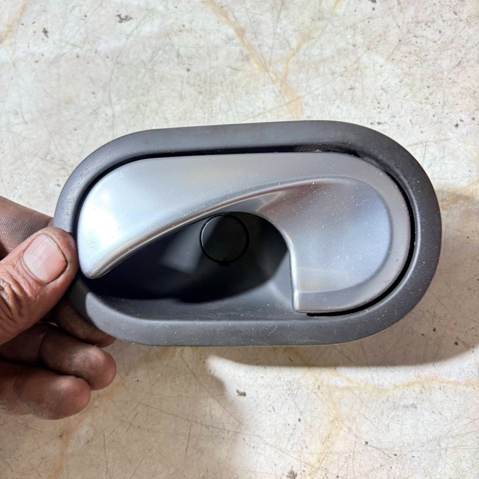 Renault Megane 2006 NS Passenger Side Interior Handle 8200028487 5005400006