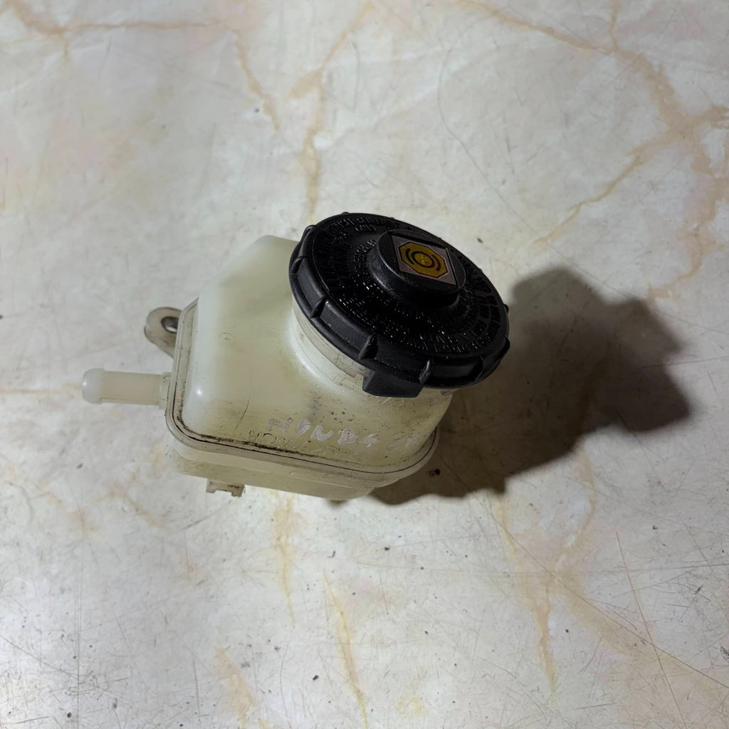 Honda CR-Z CRZ 2011 Master Brake Cylinder