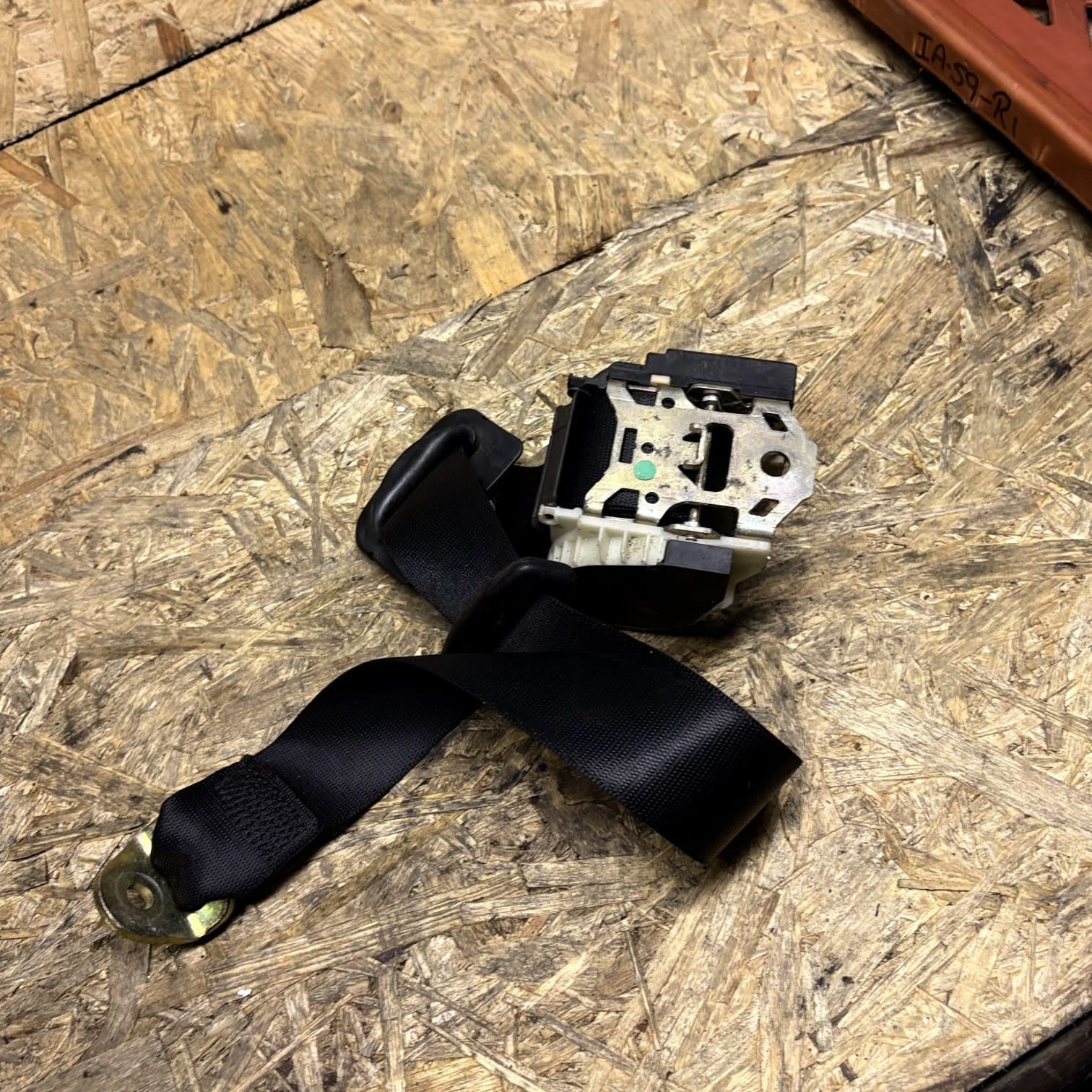 Jaguar X-Type X400 Rear Right Seat Belt Retractor (Saloon/Estate) 2001-2009
