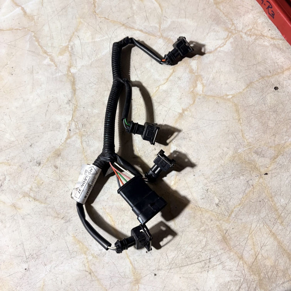 Renault Clio Mk3 Estate Engine Wiring Harness Loom Wiring Loom 07-12 820032837B