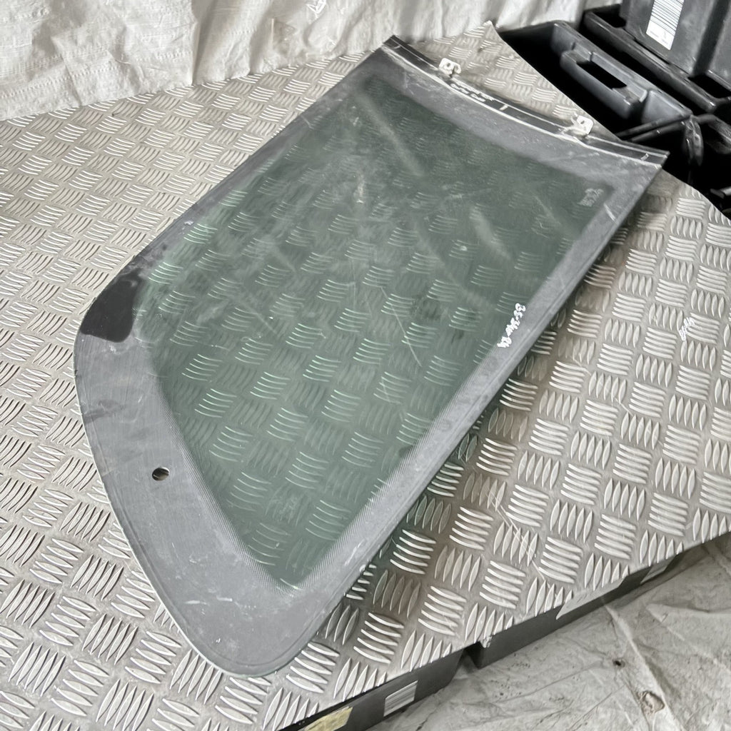 SEAT ALHAMBRA REAR LEFT PASSENGER SIDE QUARTER GLASS