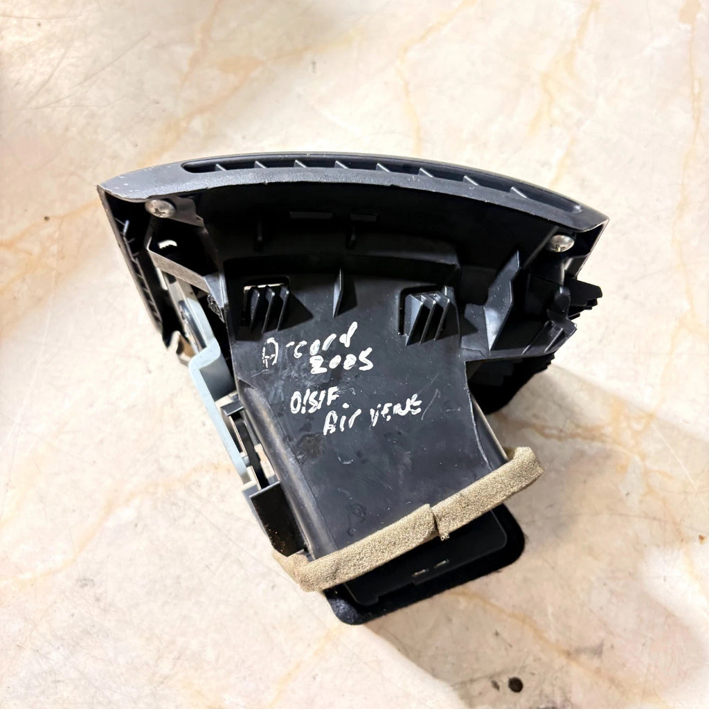 Honda Accord Mk7 03-07 Dash Heater Air Vent Front Right Driver RHD