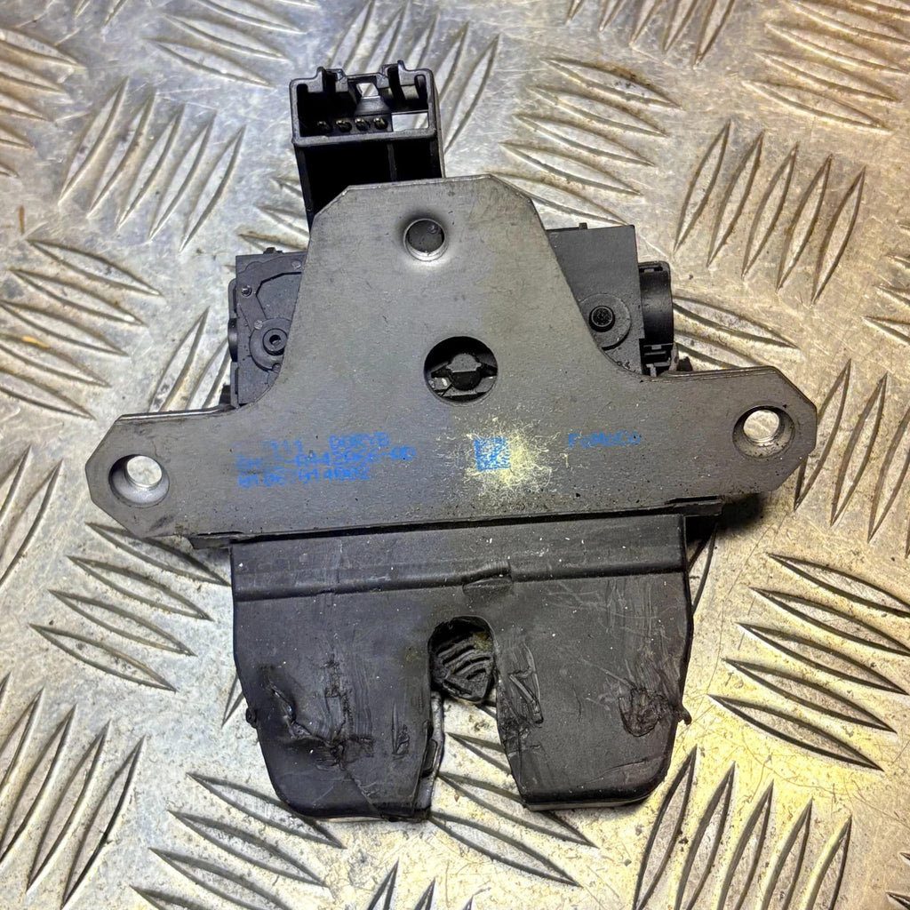 LR072417 6H52A442A66AD Boot Lock Range Rover Evoque 2012-18 Freelander2 06-14