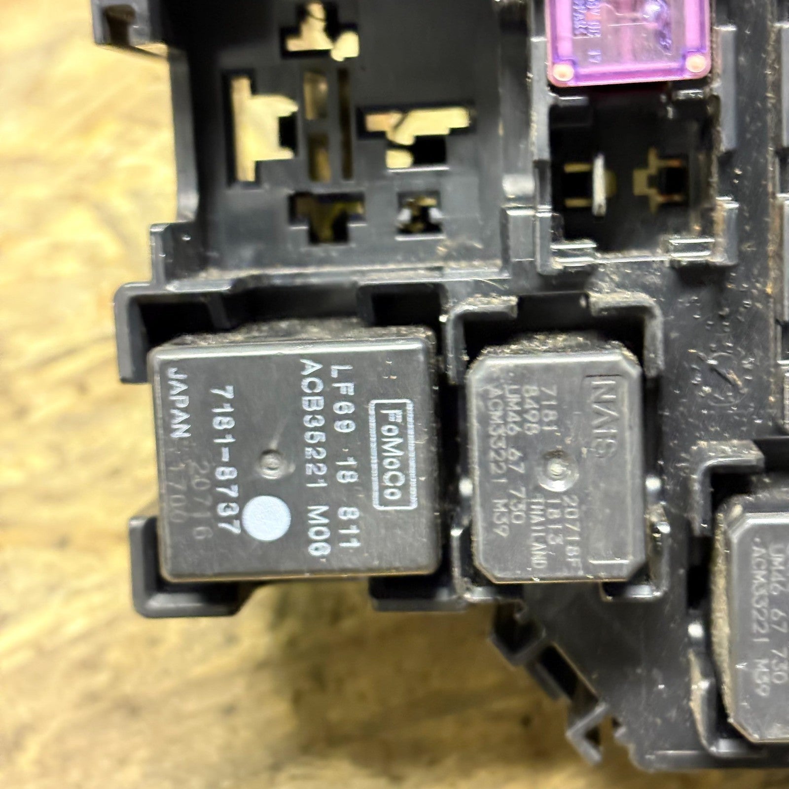 Mazda 2 Mk2 DE 2008-2013 Under Bonnet Engine Bay Fuse & Relay Box 5904-3W