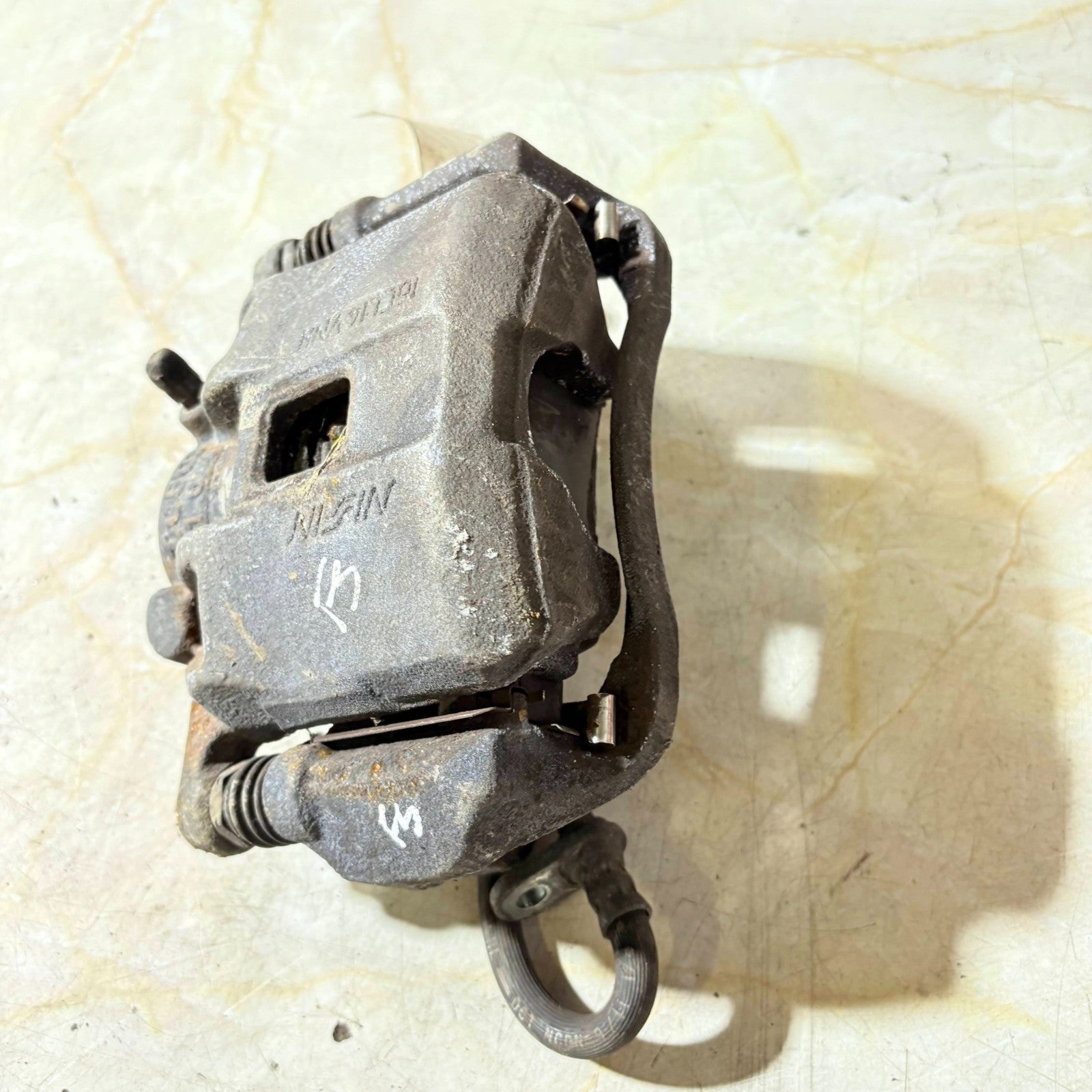 2010 AUDI A4 B8 A5 FRONT LEFT PASSENGER SIDE BRAKE CALIPER