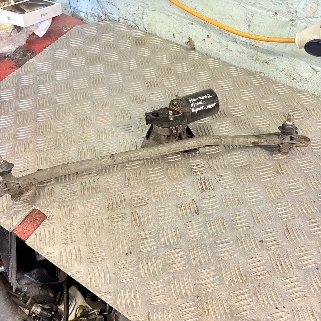Rover 75 MG ZT 2002 Front Wiper Motor with Linkage: 0390241358
