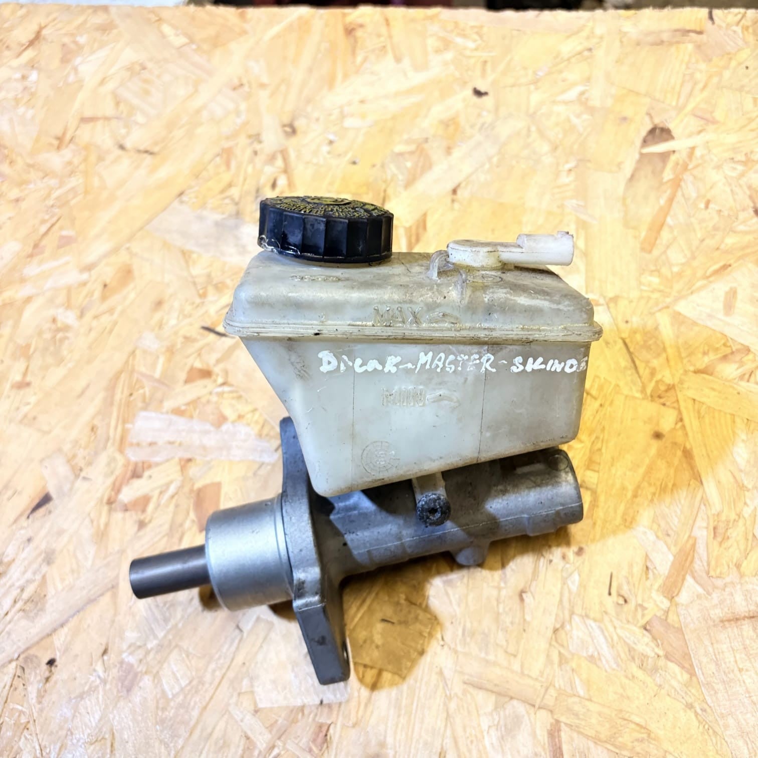BMW 3-Series E46 Brake Master Cylinder 0335088445, 03.3508-8445 #1540668-12