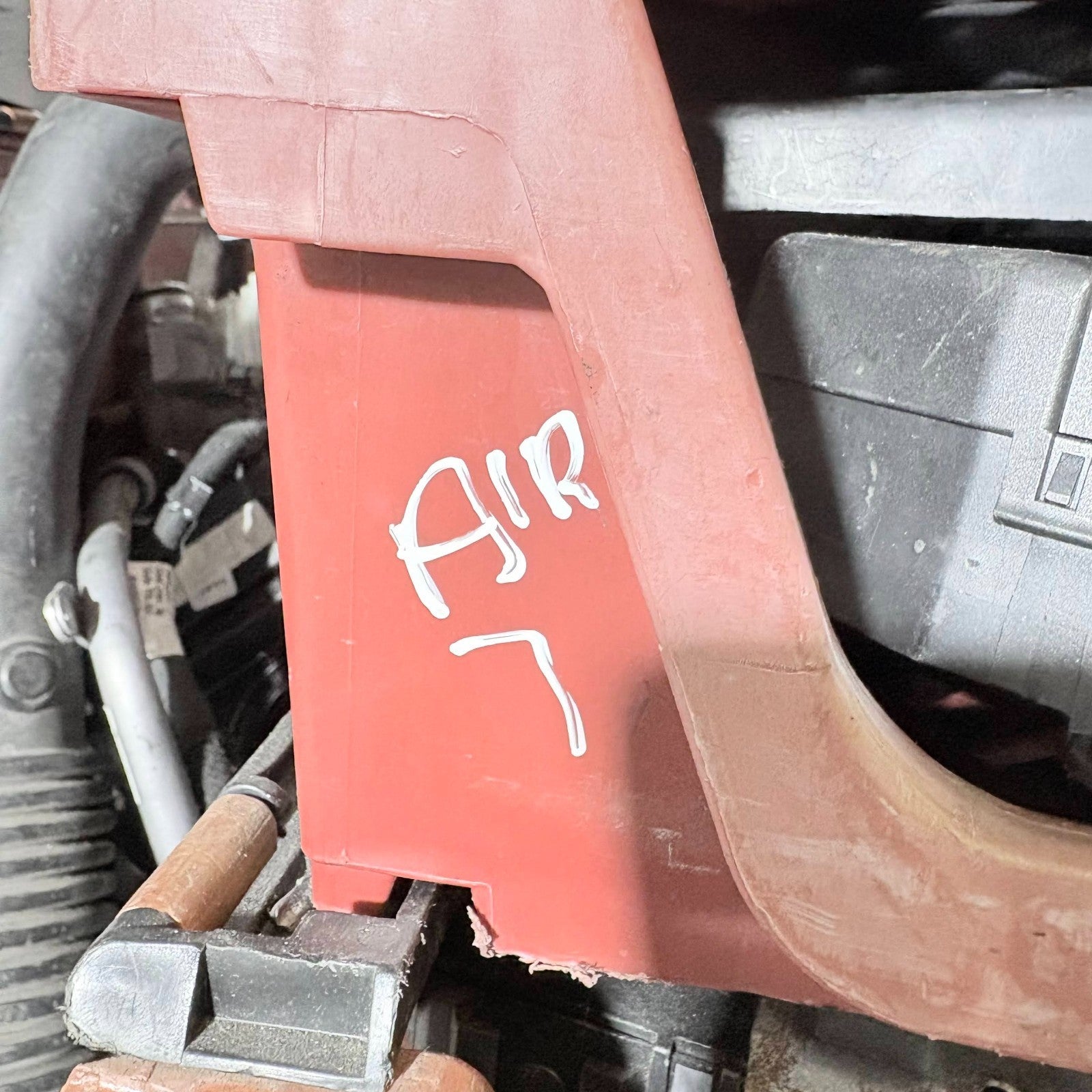 SEAT LEON 2014 REAR LEFT PASSENGER SIDE BUMPER BRACKET