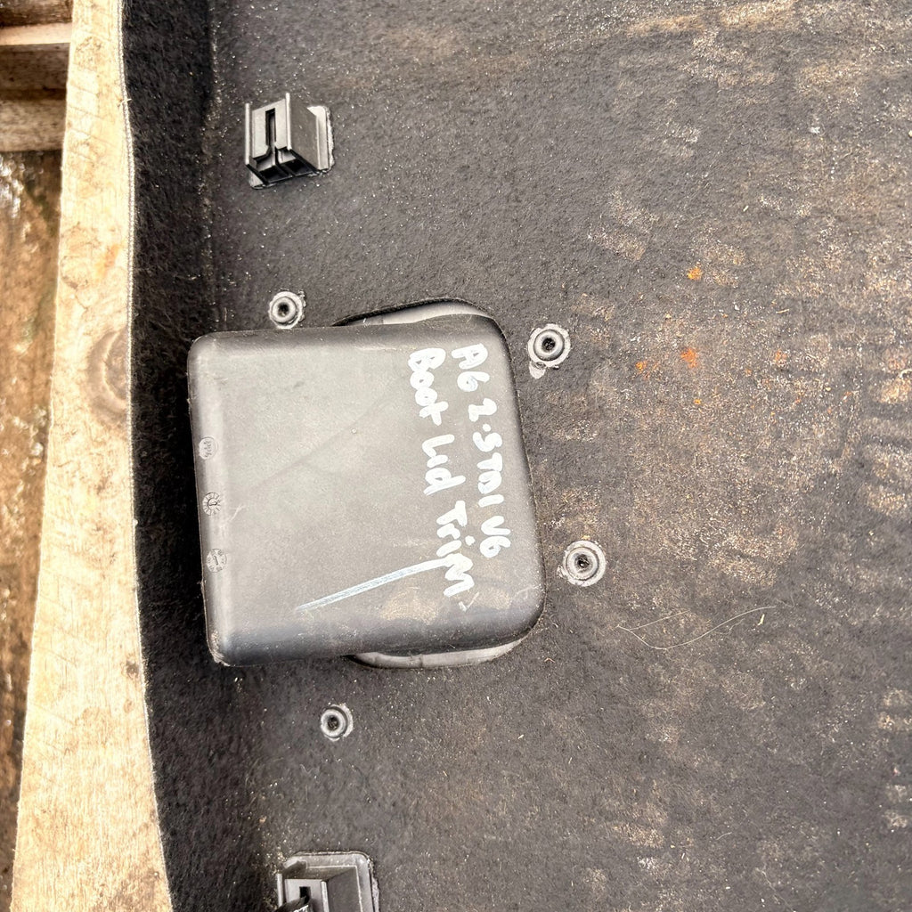 2002-2004 Audi A6 Boot Lid Trim