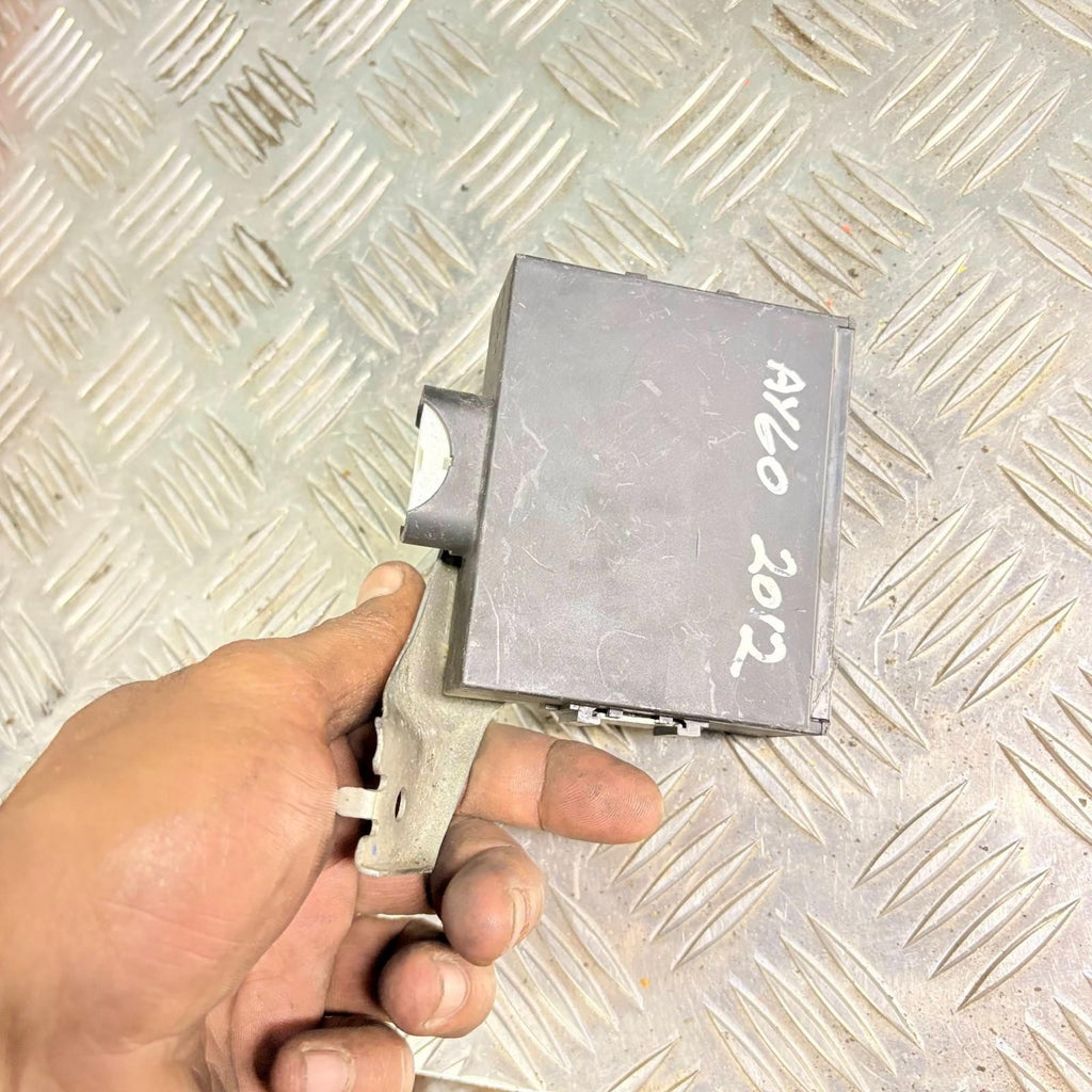 Toyota Aygo MK1 2005-2014 Door Control Module Central Locking ECU 89740-0H021
