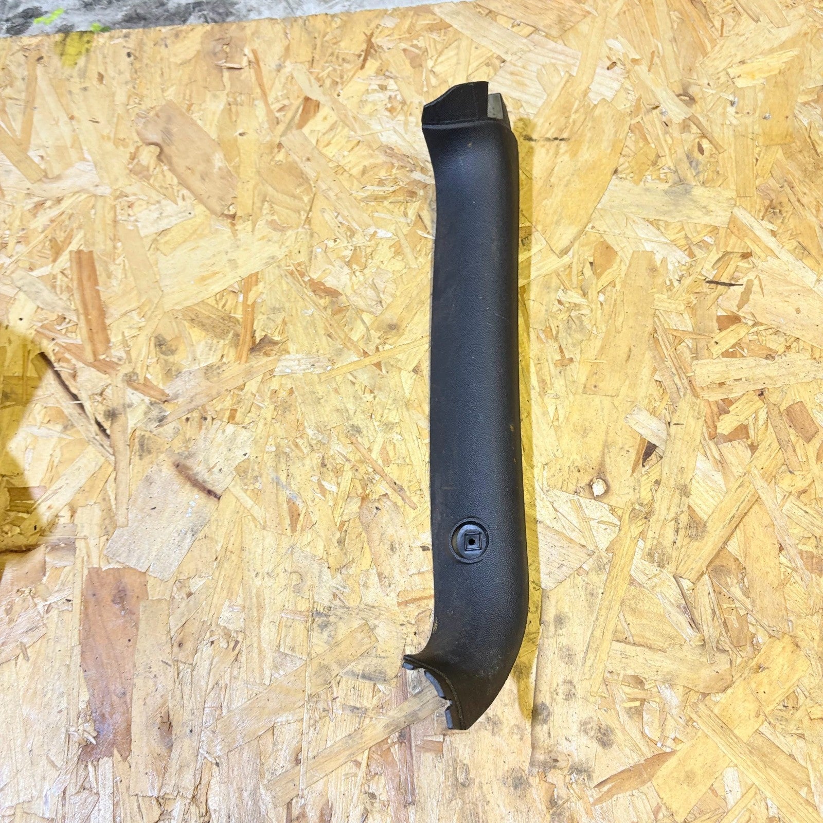 BMW Mini One, Cooper S Rear Right Side Tailgate Trim