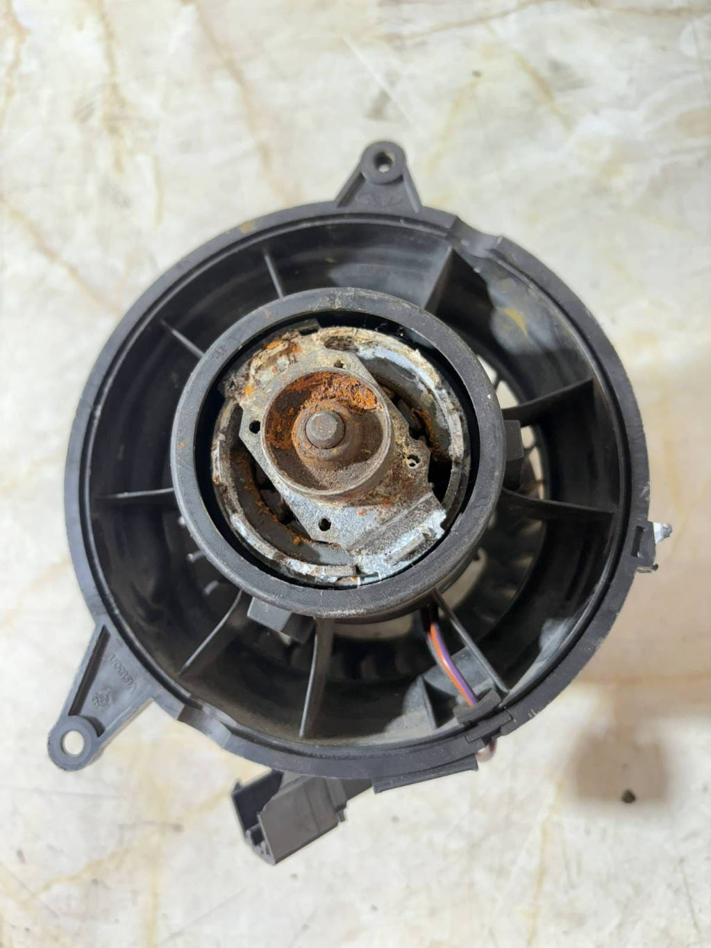 FORD FUSION 2006 FIESTA MK6 HEATER BLOWER FAN MOTOR 1736005402