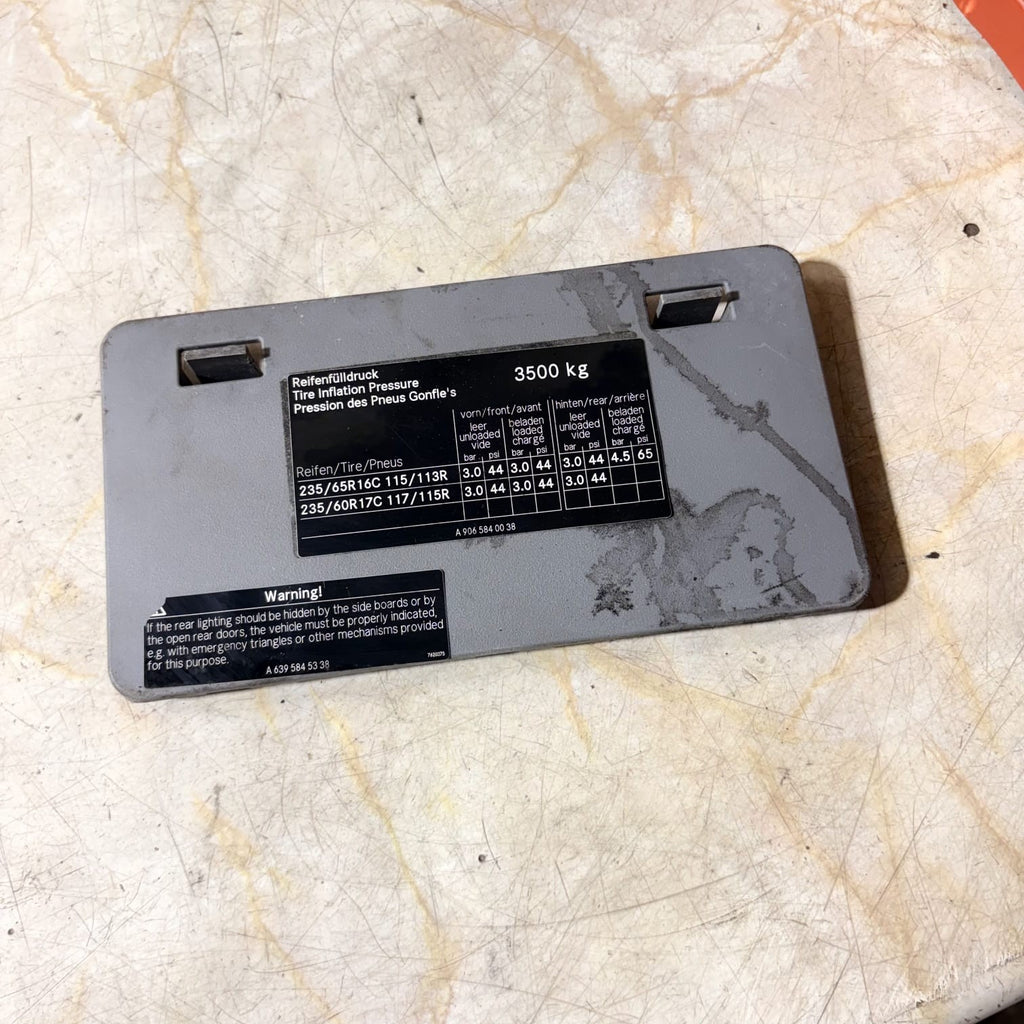 MERC SPRINTER 314 W907 (2007) SEAT BASE BATTERY FUSE COVER A6395845338