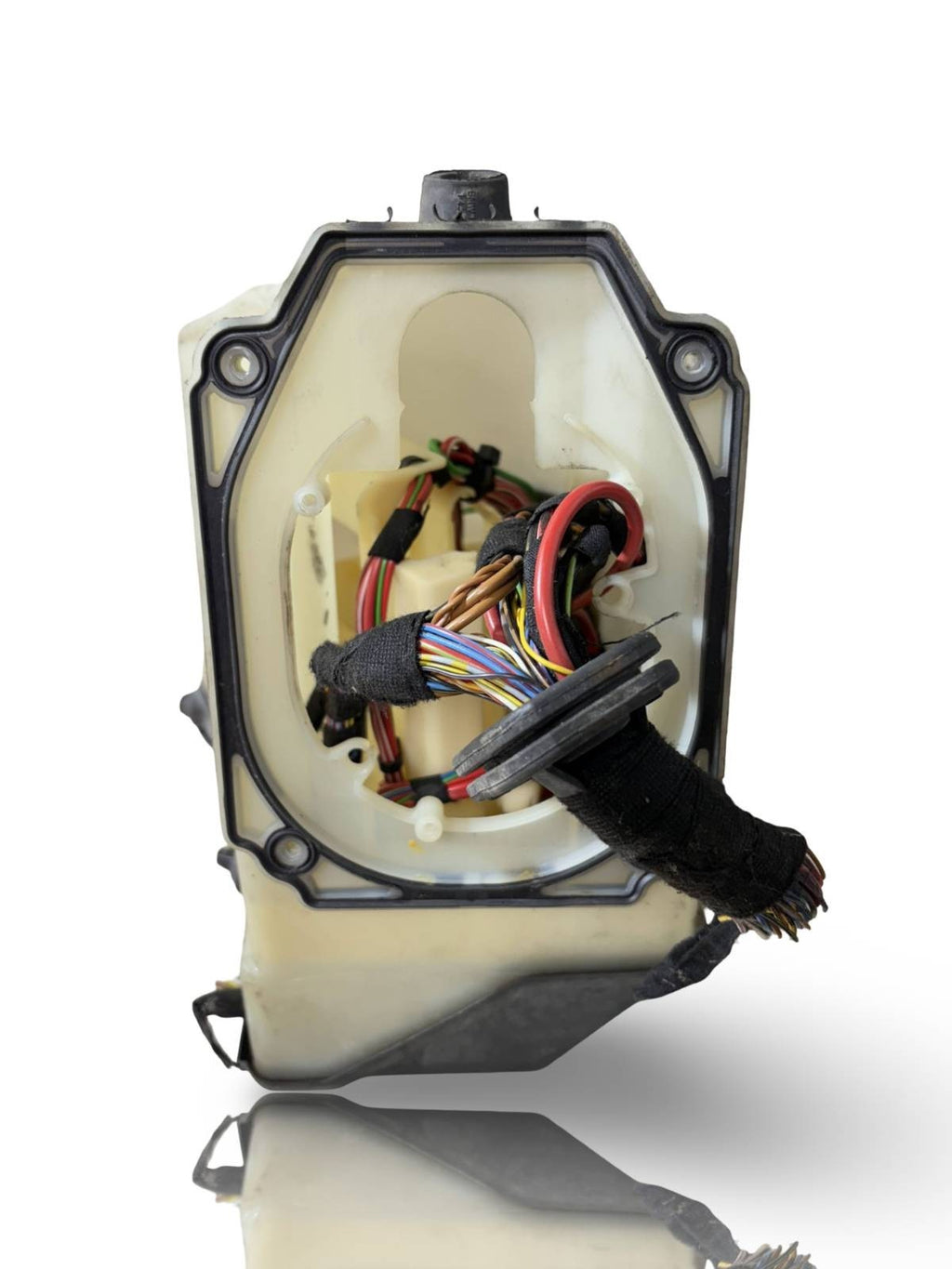 BMW 1999 WASHER FLUID RESERVOIR COMPLETE ASSEMBLY