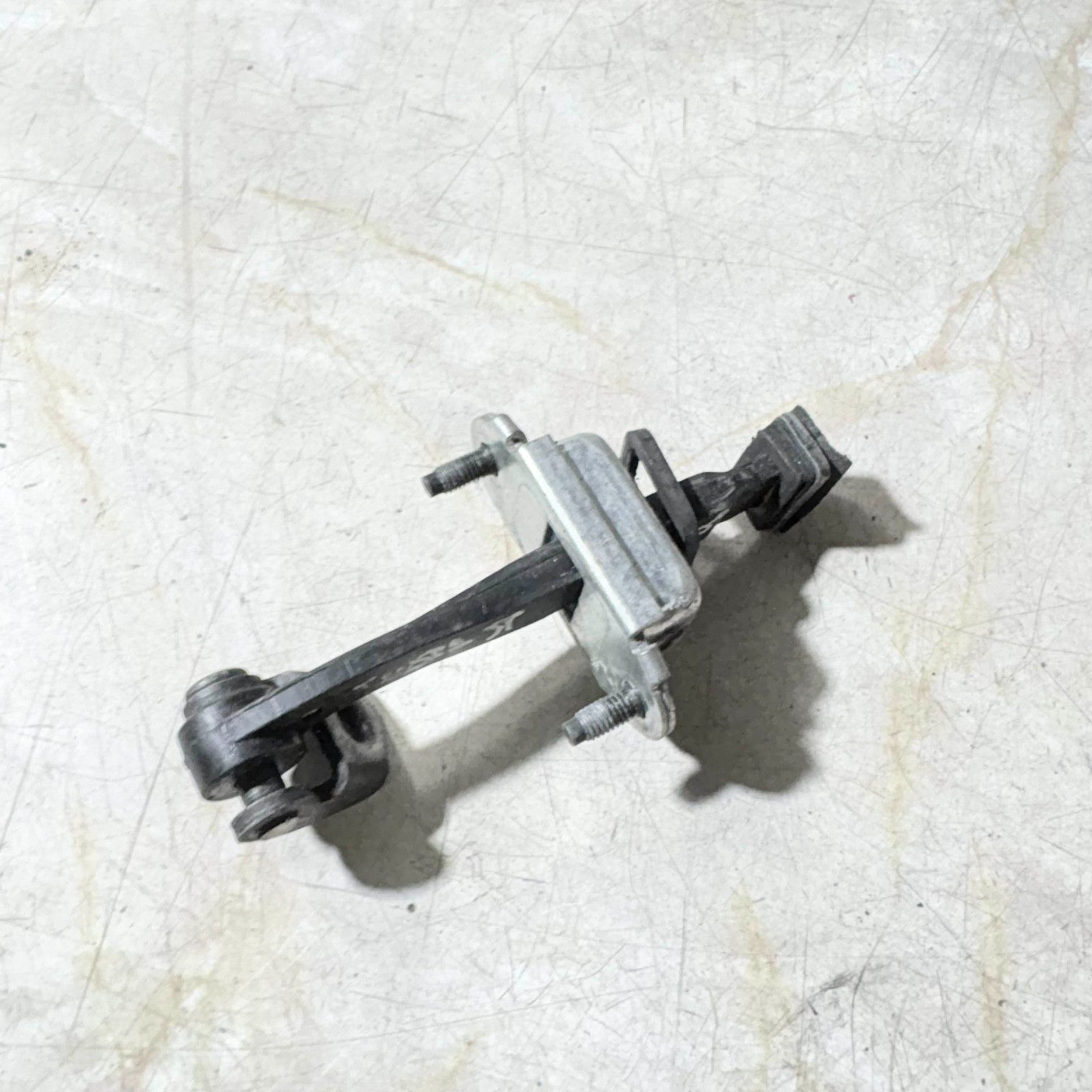 ford fiesta st 2007 front right side door check strap