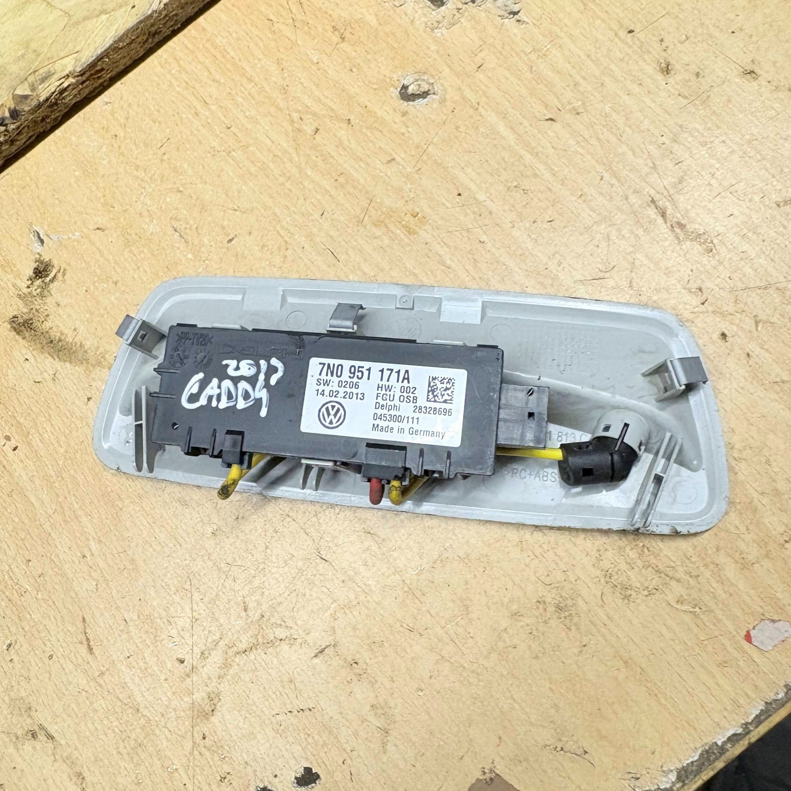 Volkswagen Caddy Mk4 2015-2020 Interior Roof Anti Theft Alarm Sensor 7N0951171A