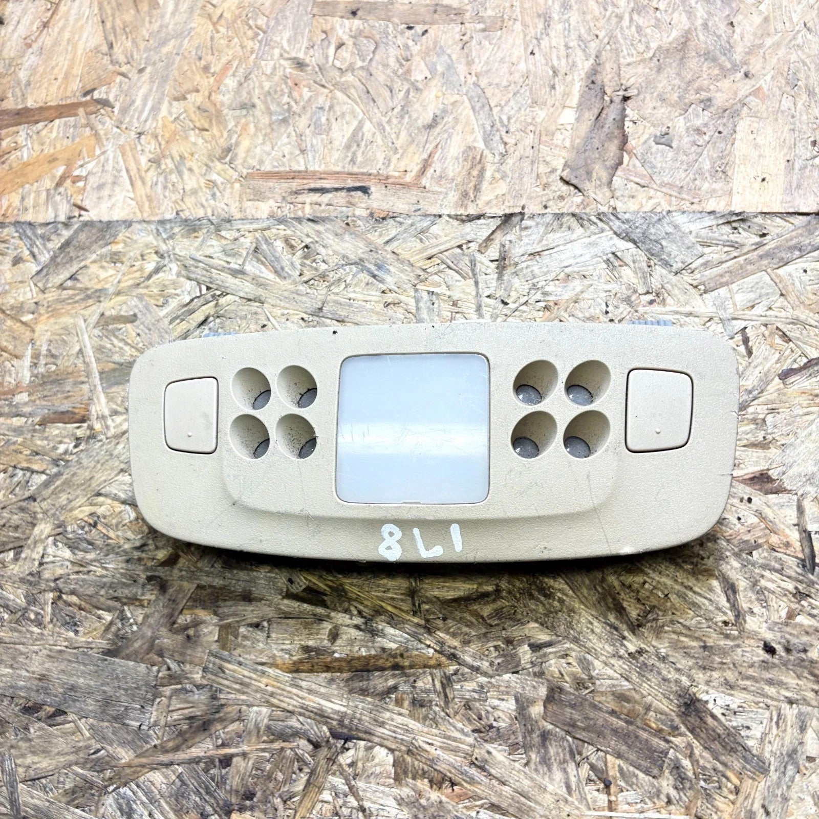 LEXUS IS 220D 06-10 REAR INTERIOR COURTESY LIGHT UNIT