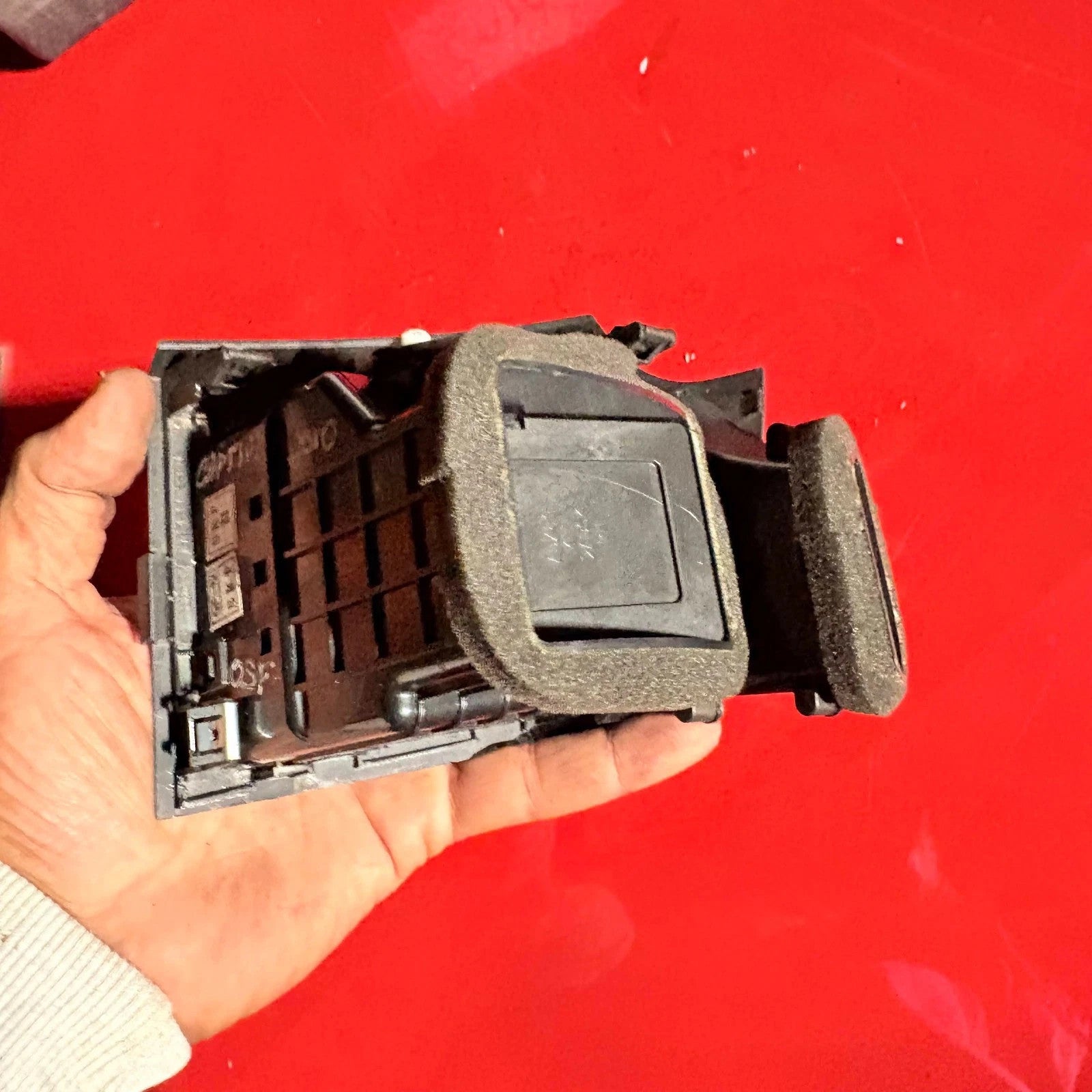 2010 CHEVROLET CAPTIVA DASHBOARD AIR VENT FRONT RIGHT DRIVER SIDE