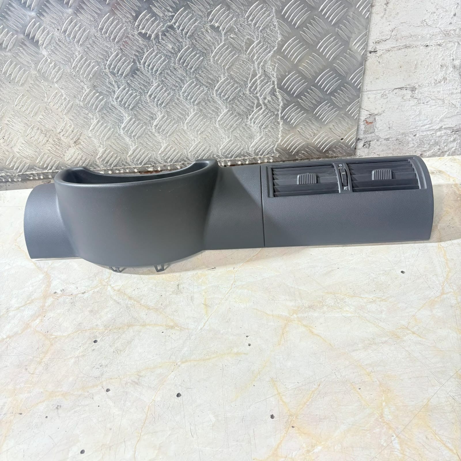 VW Fox 2005-2011 3 Door Speedometer Cluster Surround Trim + Vents 5Z2858069