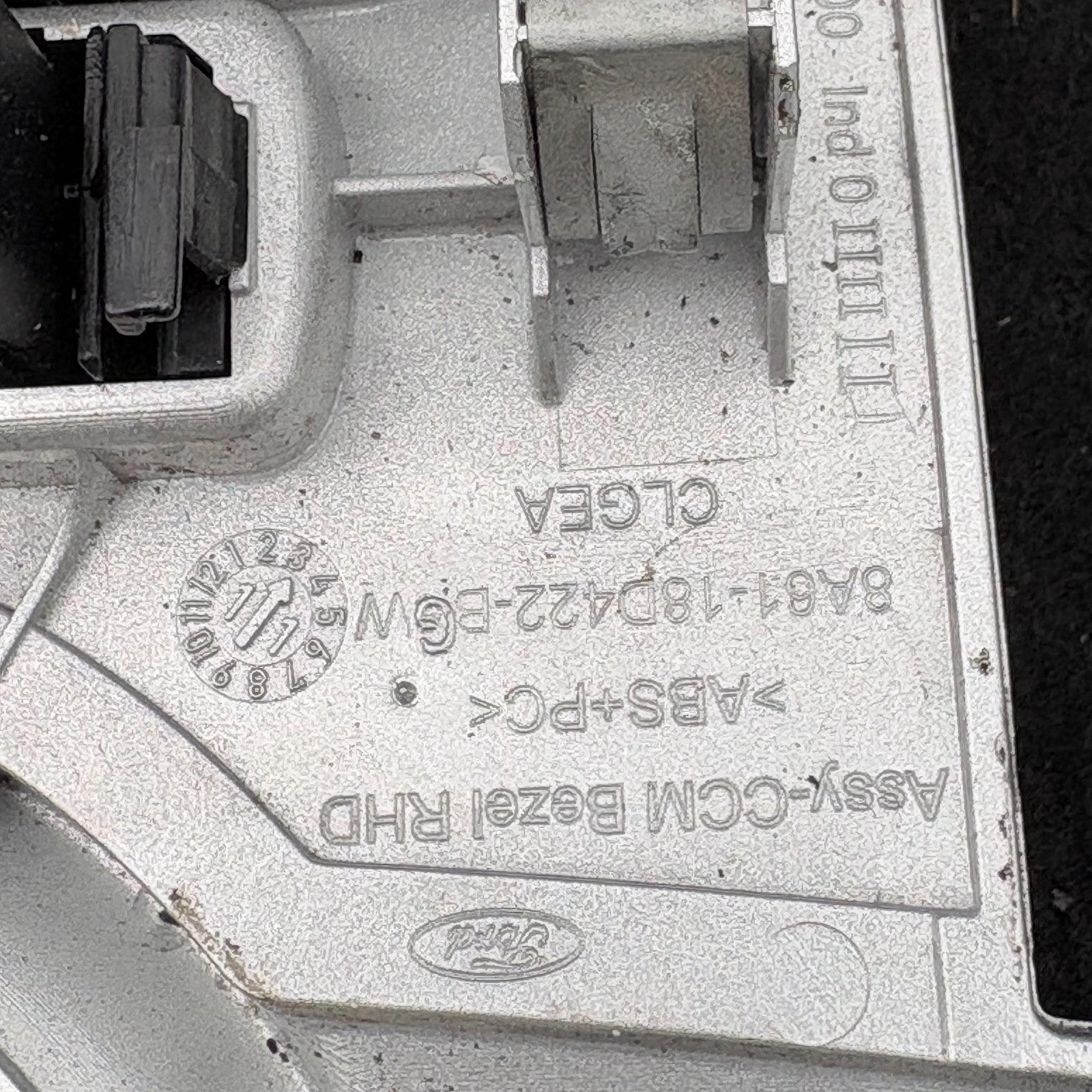 FORD FIESTA 2011 HEATER DIALS CONTROLS SURROUND TRIM SILVER 8A61-18D422-BGW