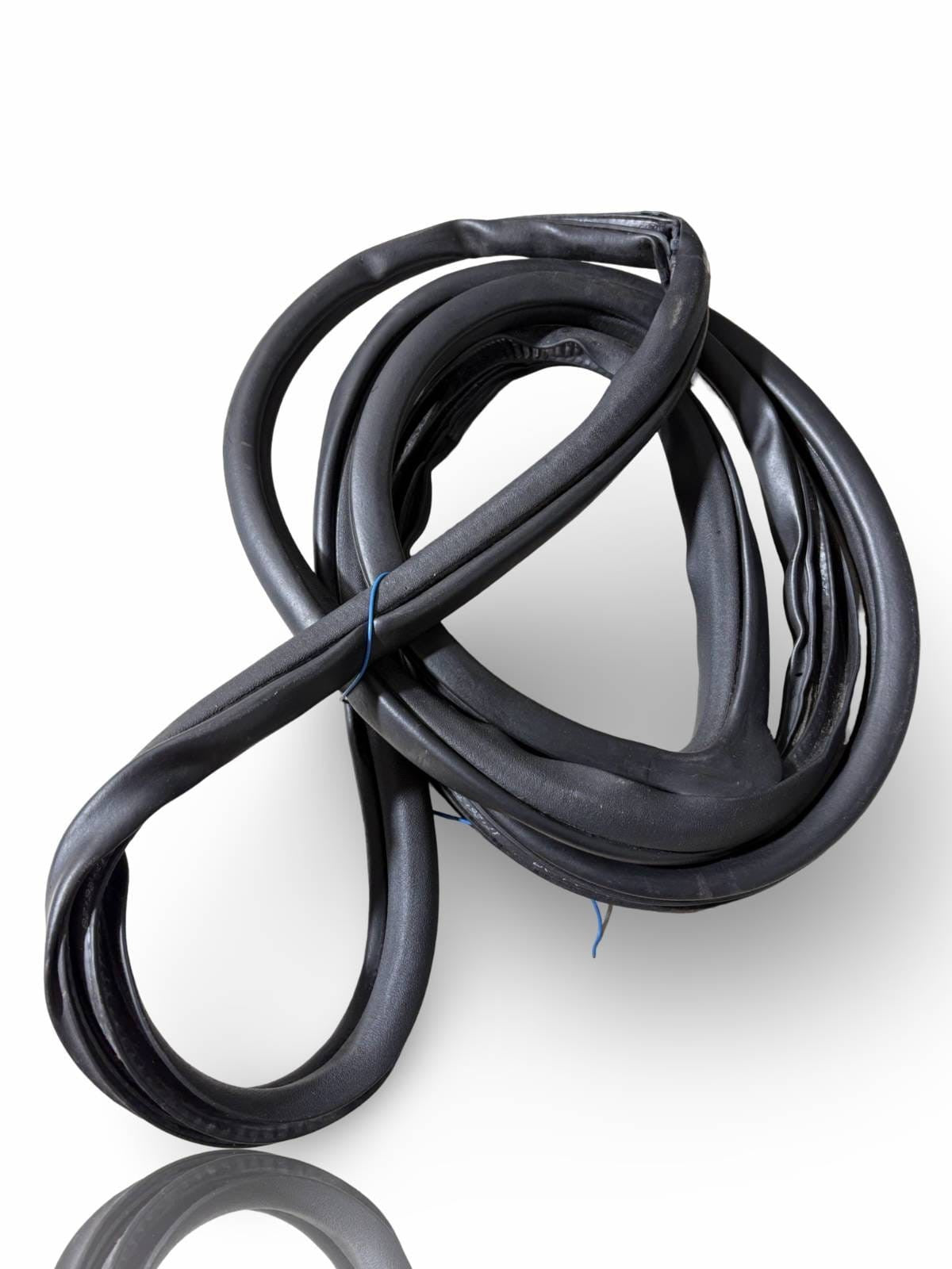 Honda Civic Left Passenger Nearside Front Door Seal Rubber Mk8 2005-2012S