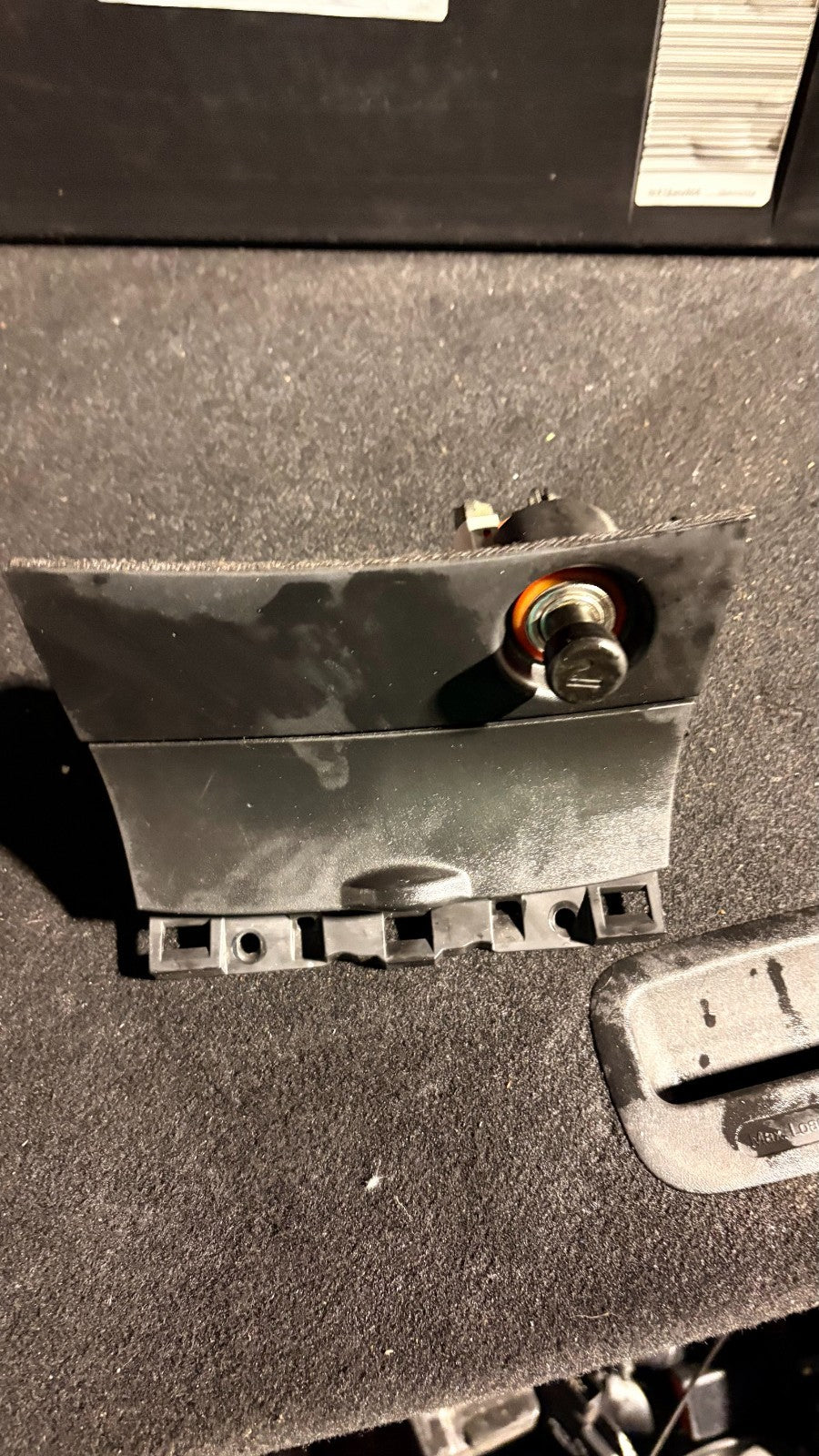 Mazda 3 Mk1 BK 2003?2009 Ash Tray Cover With Lighter BP4K55-211