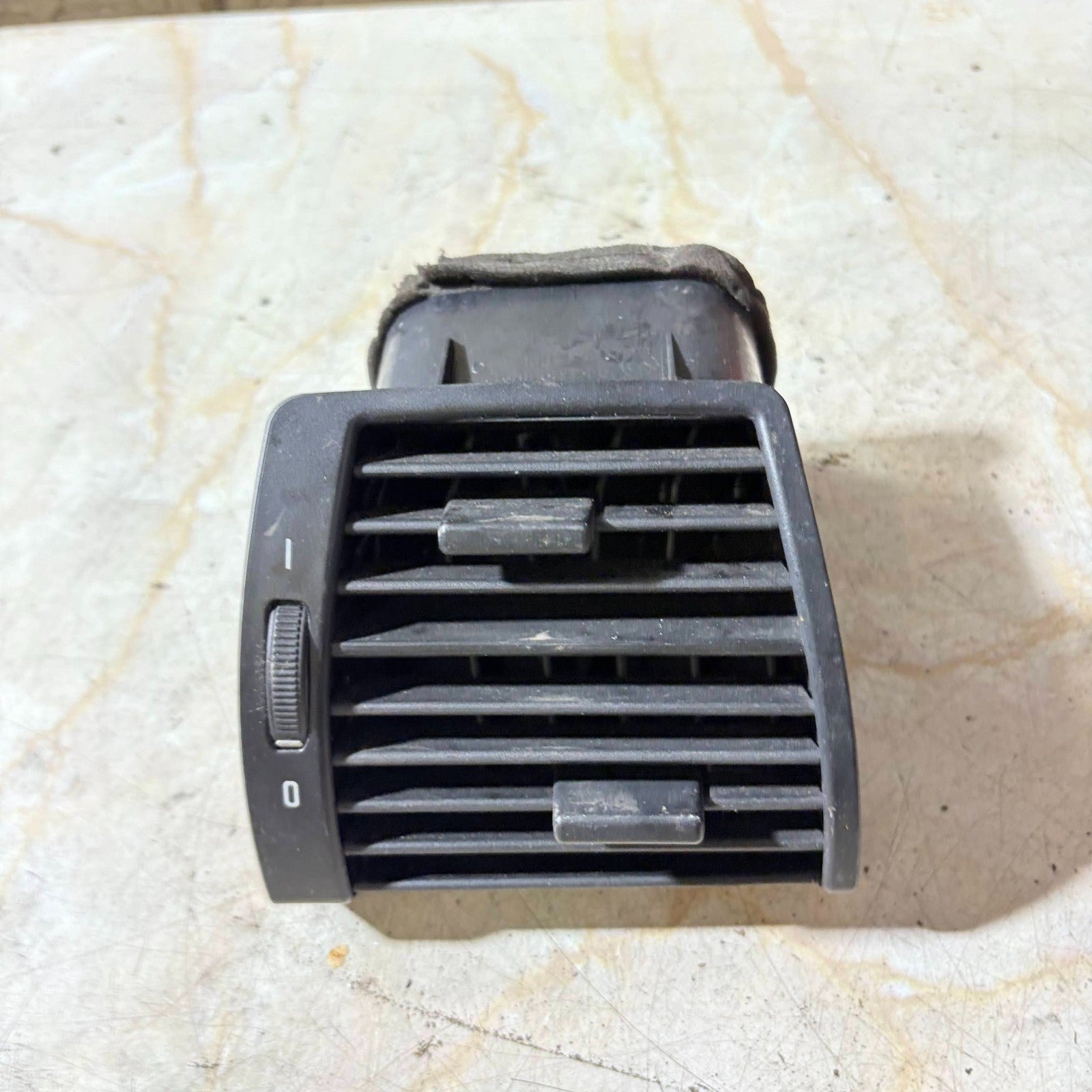BMW 2000-2006 X5 DRIVER'S AIR VENT DASH HEATER VENT FRESH AIR GRILLE
