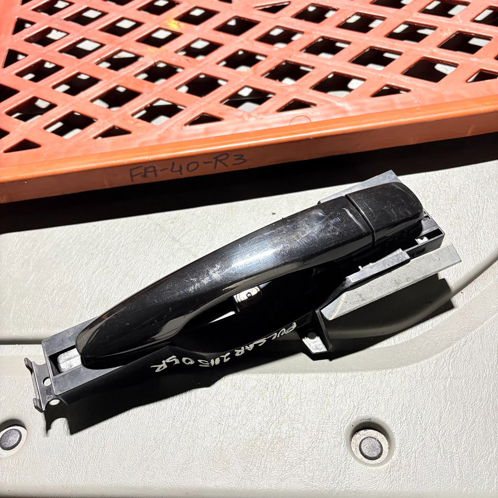Nissan Pulsar C13 2015 Rear Right Exterior Door Handle 80610-21133