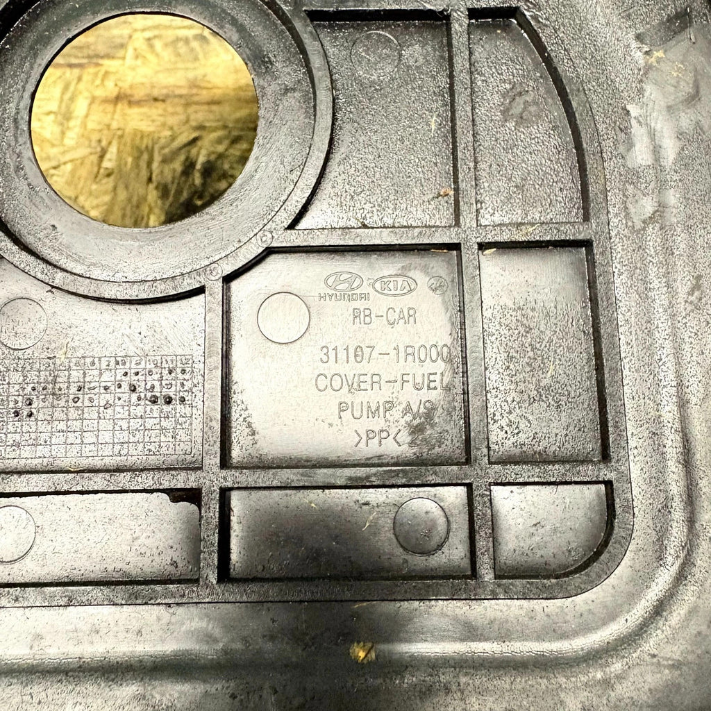 Kia Rio 2012-2017 Fuel Pump Access Cover 31107-1R000 1.6 Gamma 5 Door/4 Door